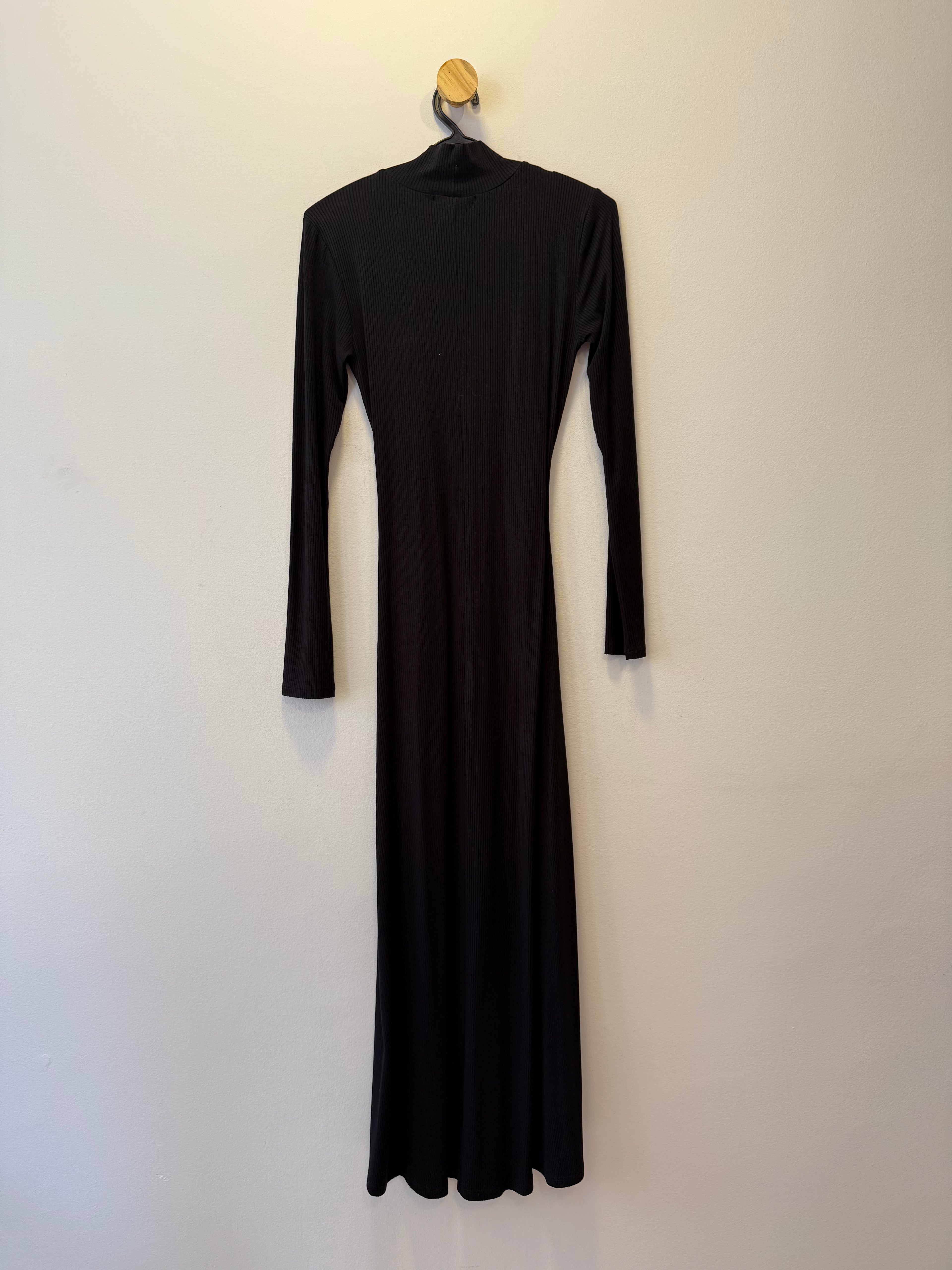Vestido Midi Preto