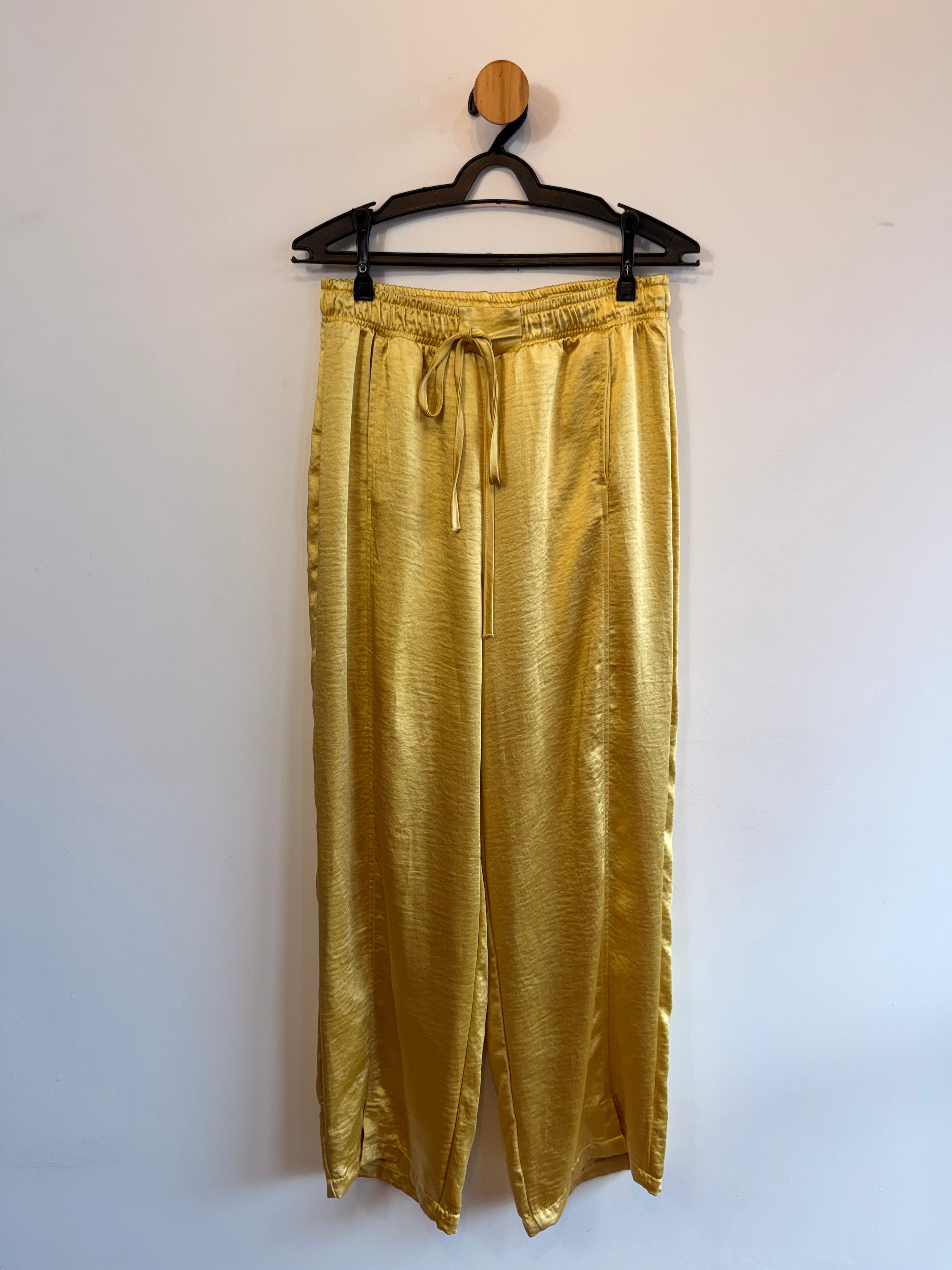 Conjunto amarelo KfL