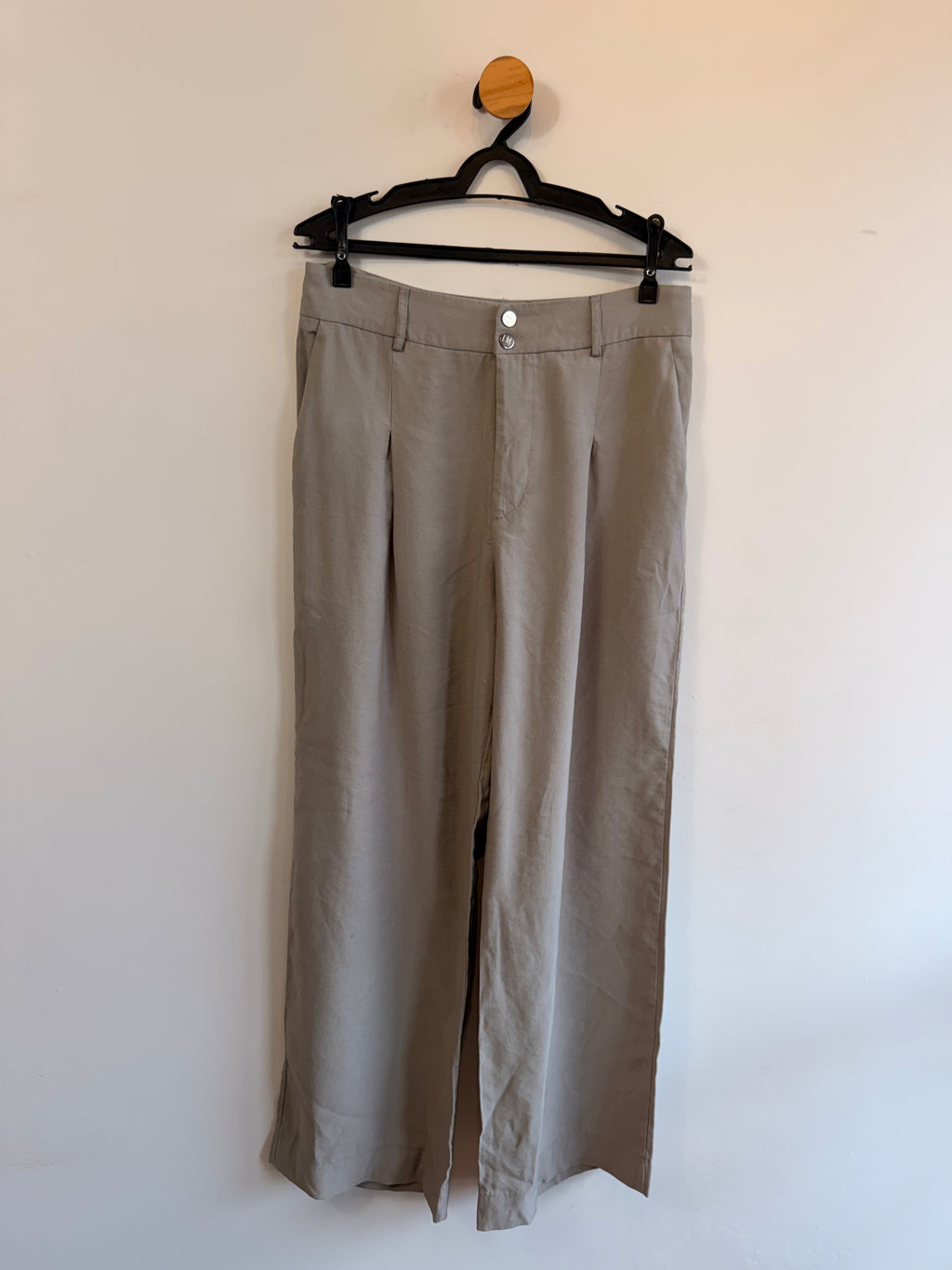 Calça de Alfaiataria Cinza Linda de Morrer