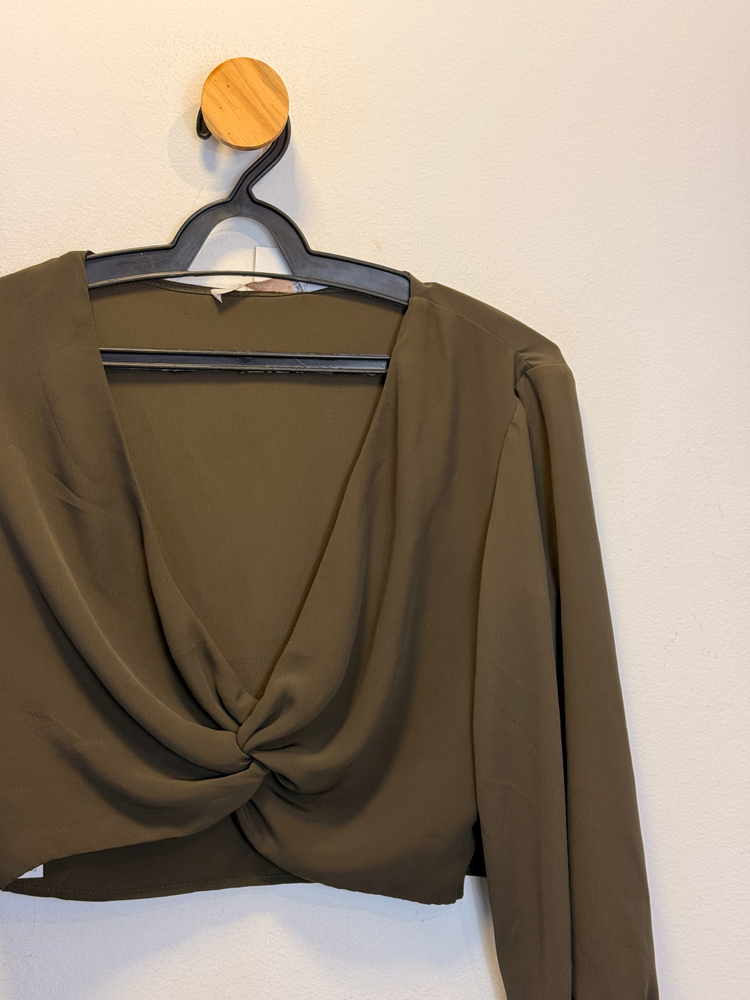 Blusa Cropped Lez a Lez