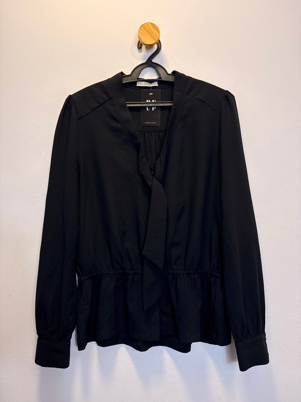 Blusa Preta Canal