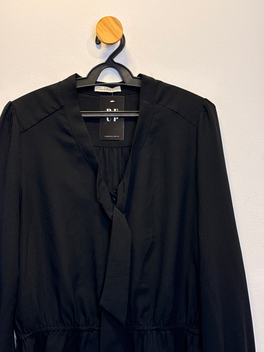 Blusa Preta Canal