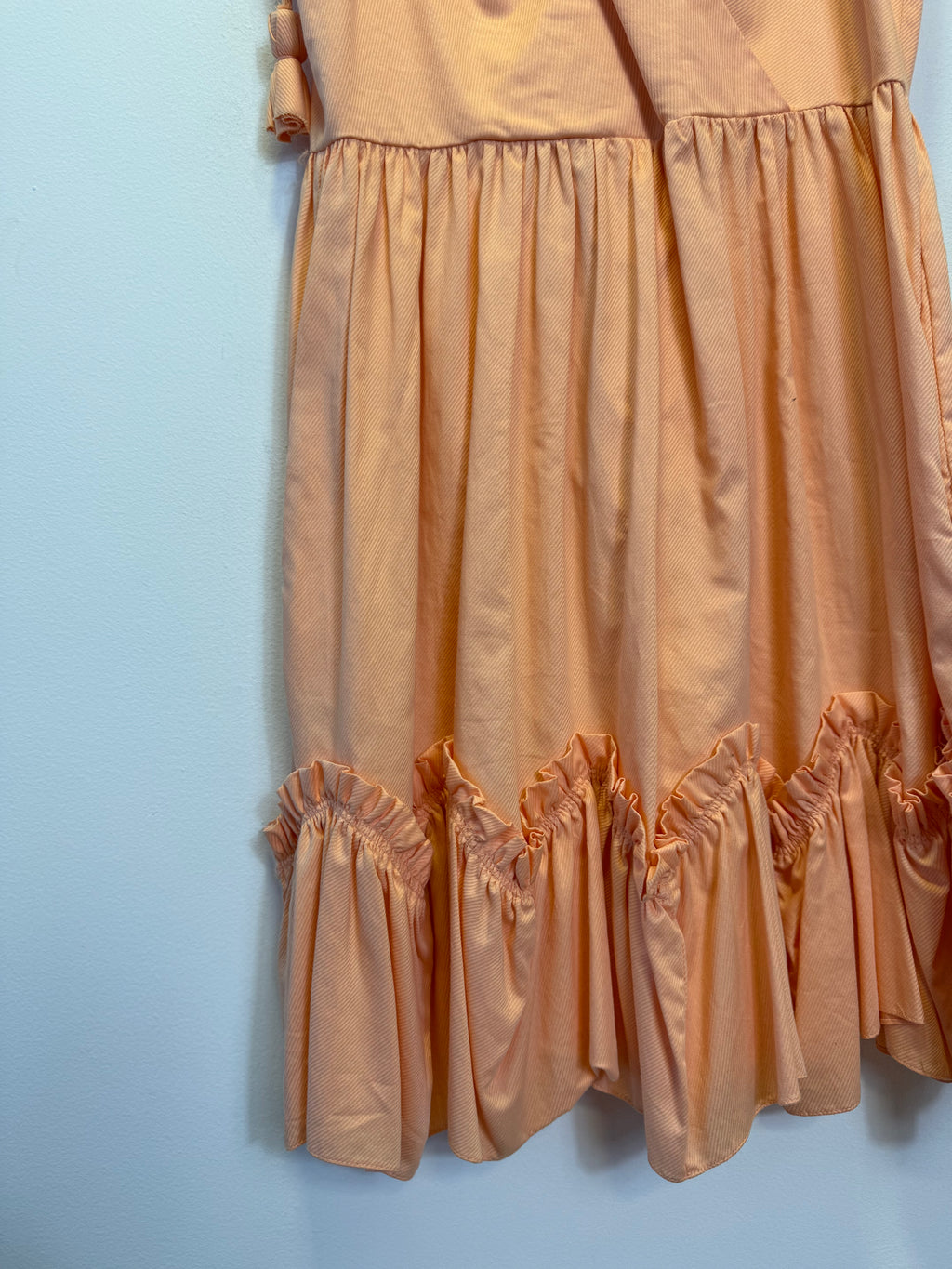 Vestido Coral Babado