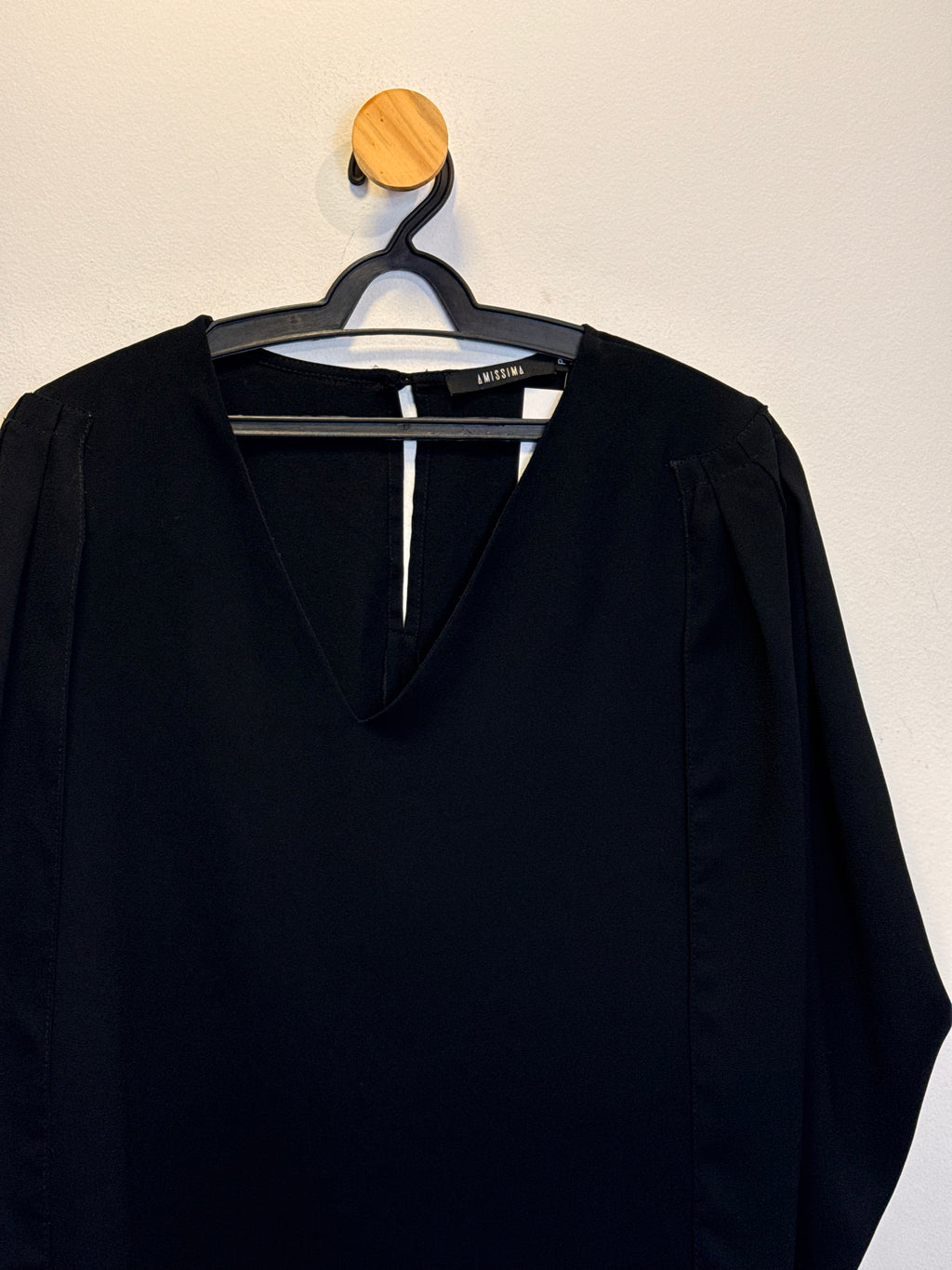 Blusa Preta Amissima