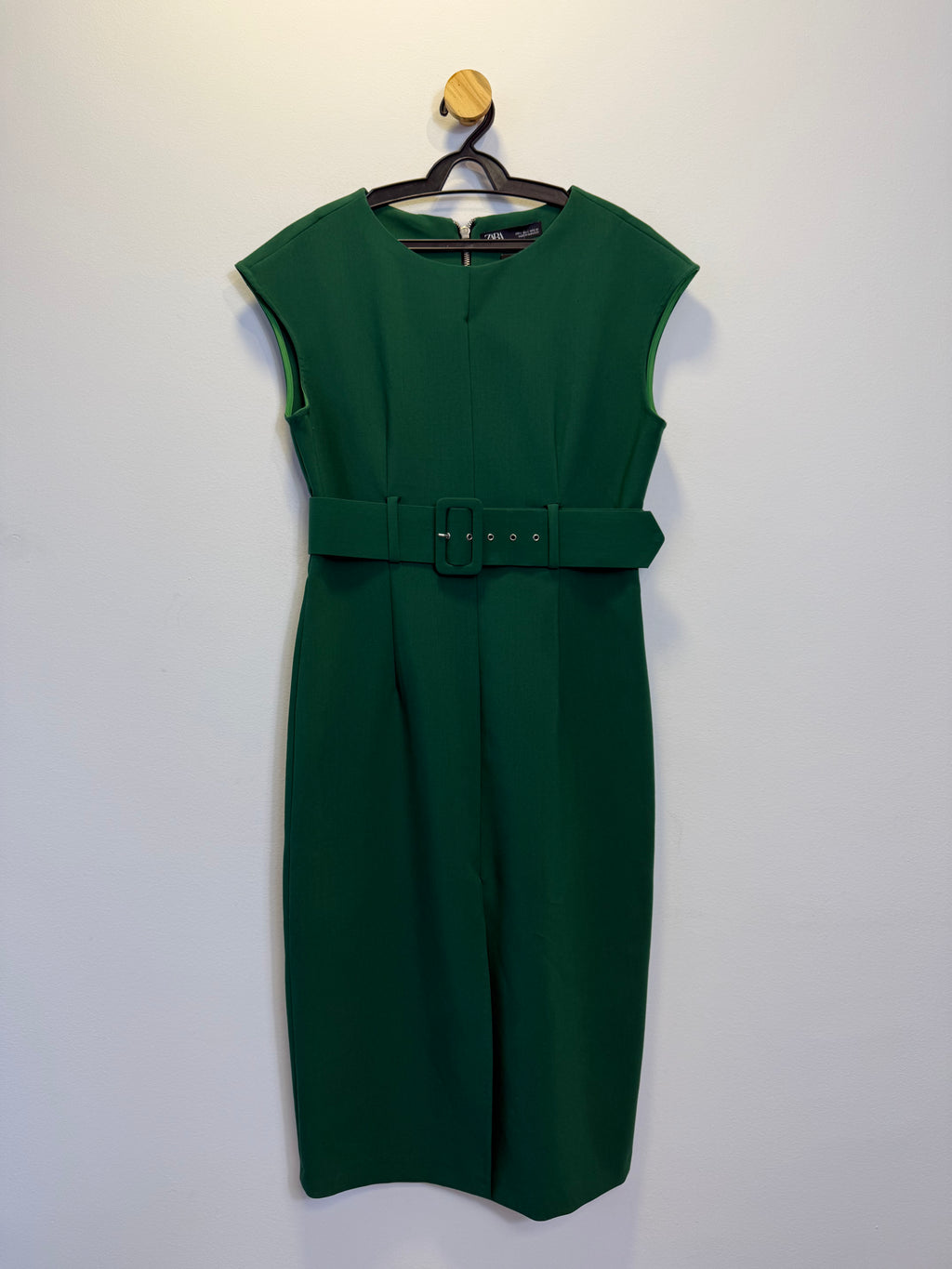 Vestido Tubinho com Cinto Verde