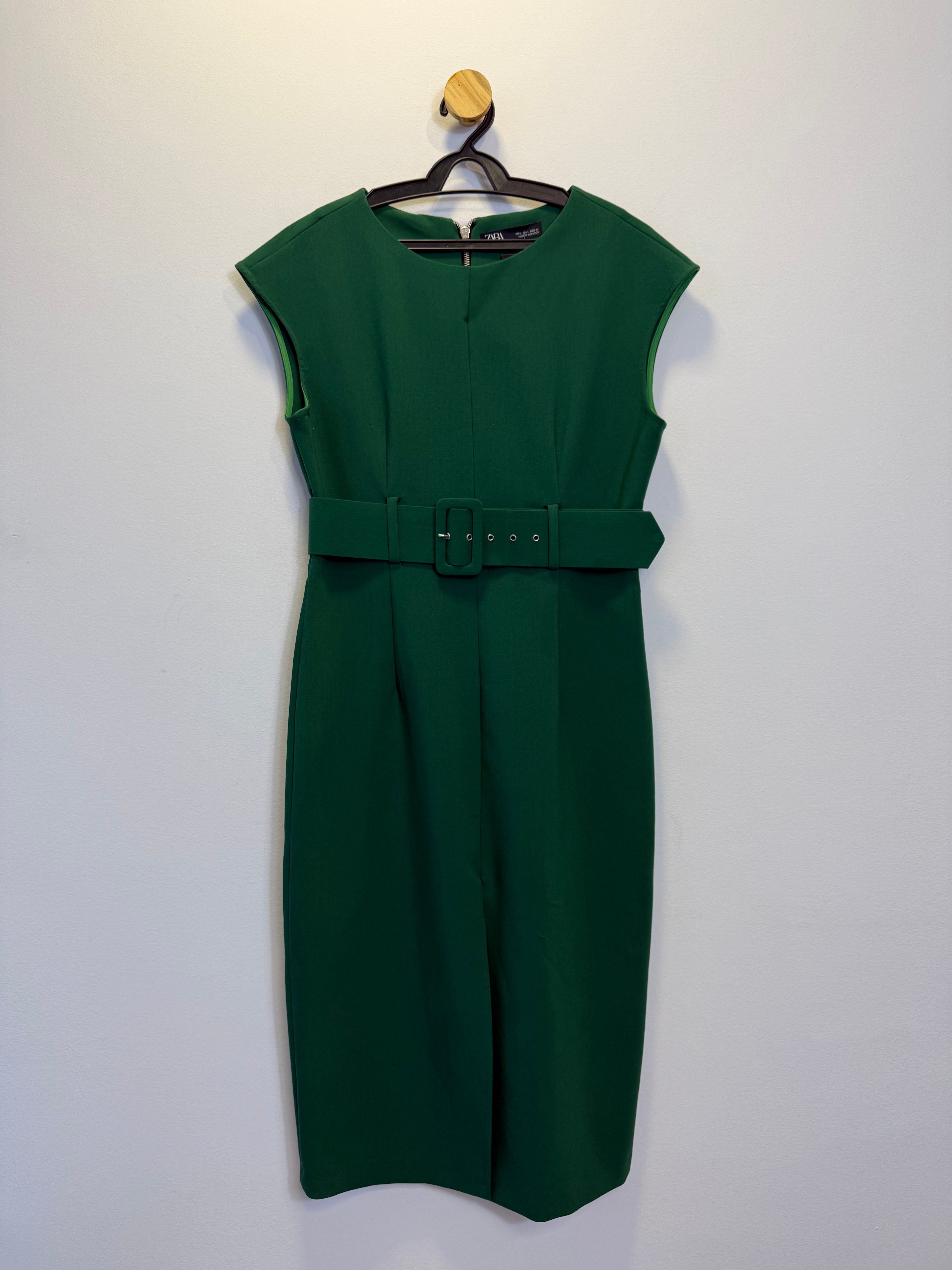 Vestido Tubinho com Cinto Verde