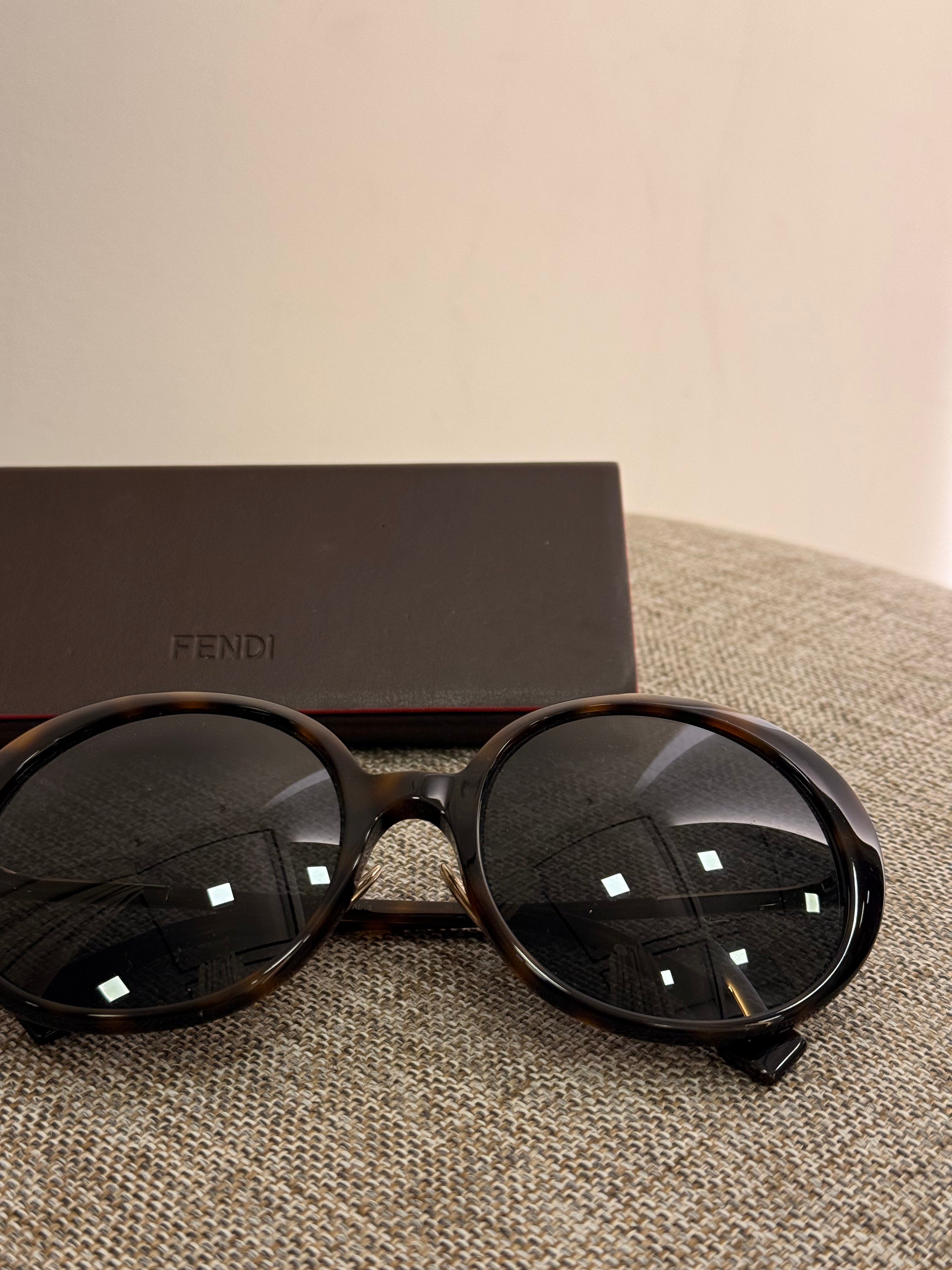Óculos de Sol Fendi