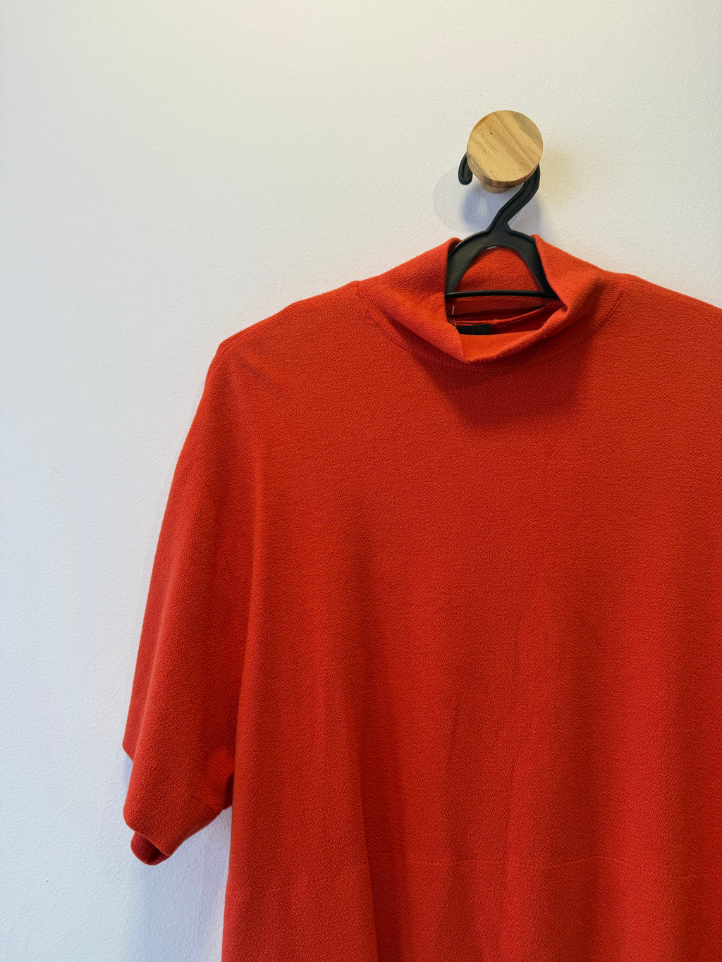 Camiseta Cropped Gola Alta
