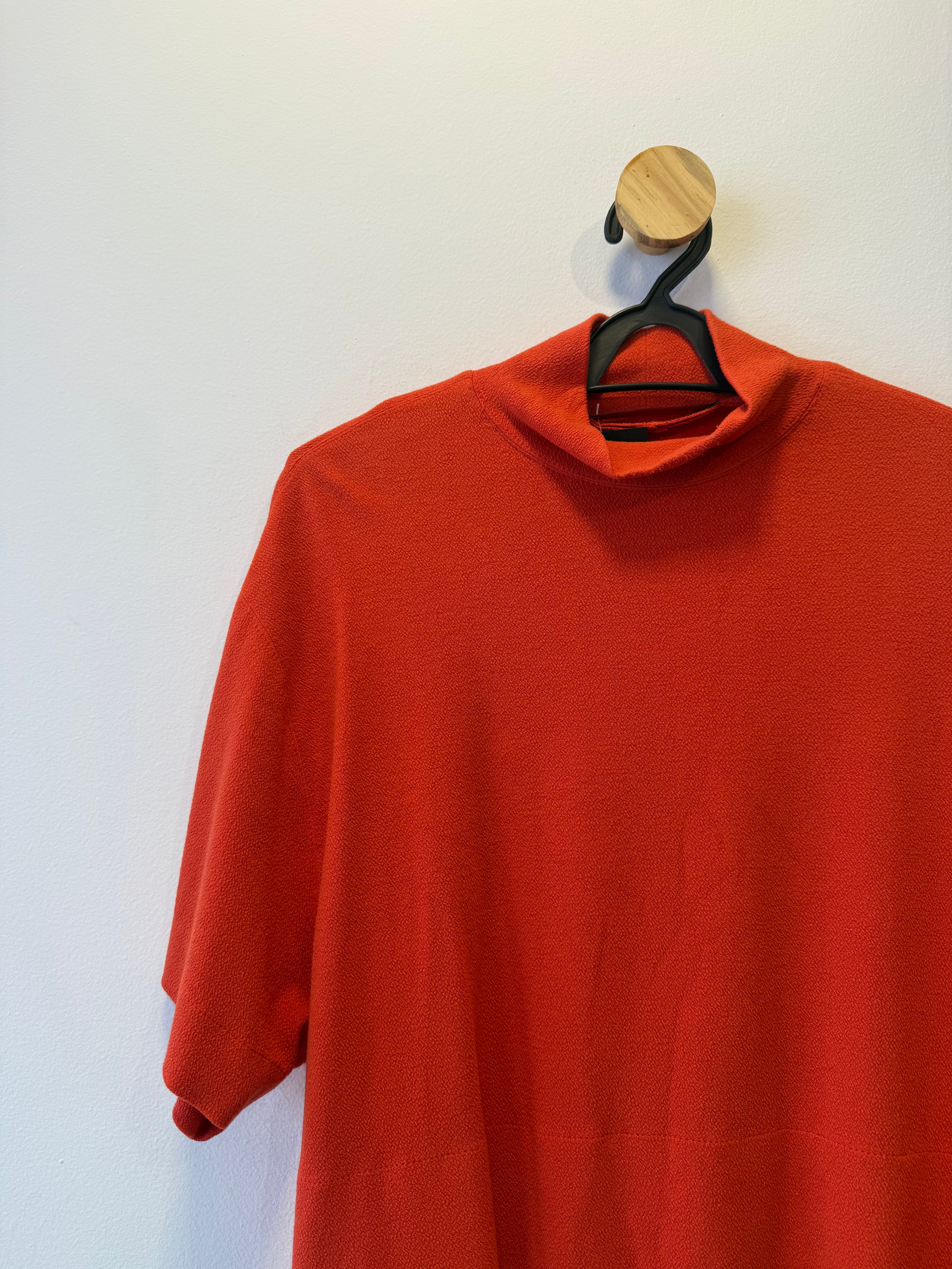 Camiseta Cropped Gola Alta
