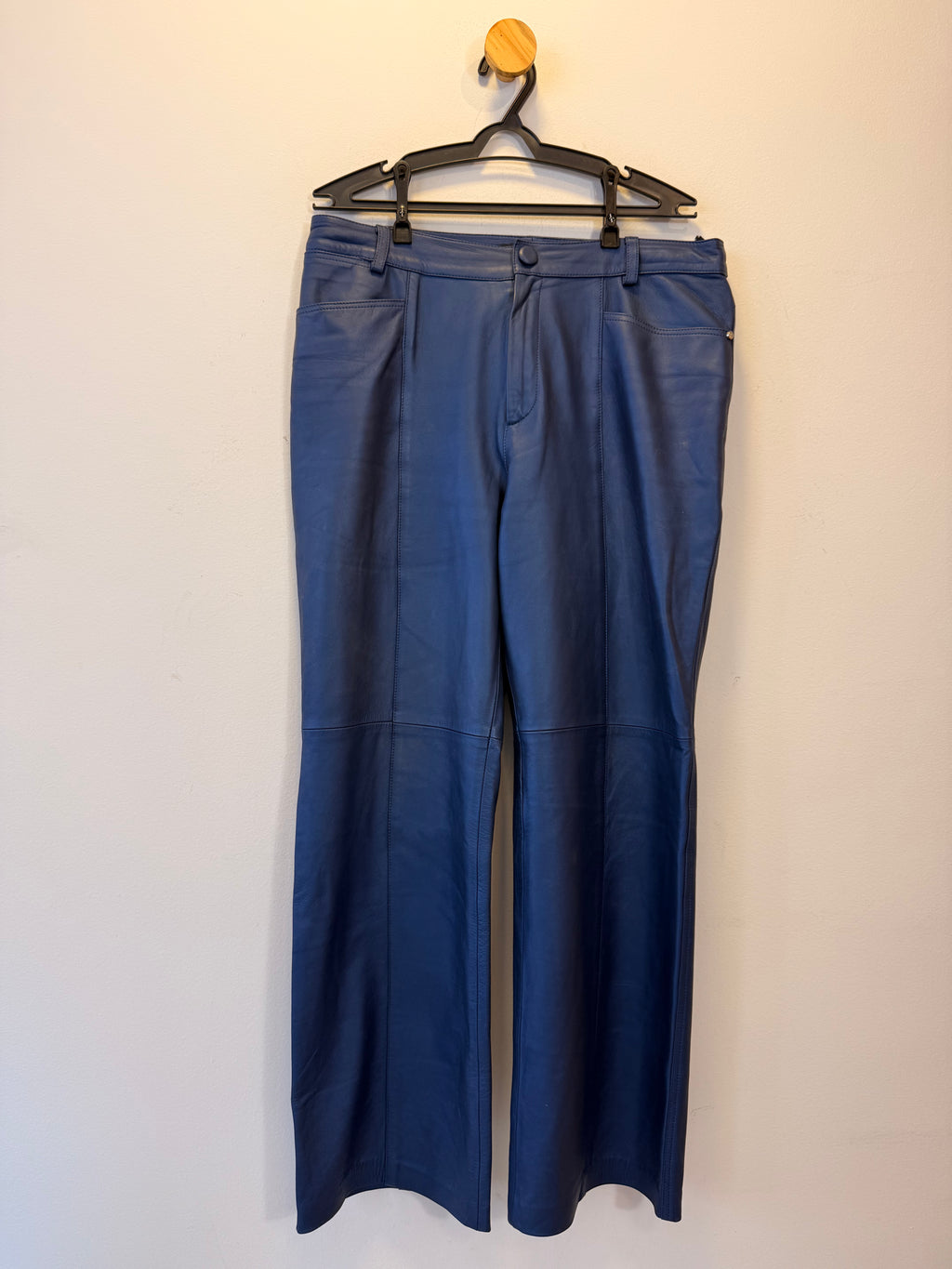 Calça Couro Azul Marinho Verosenso