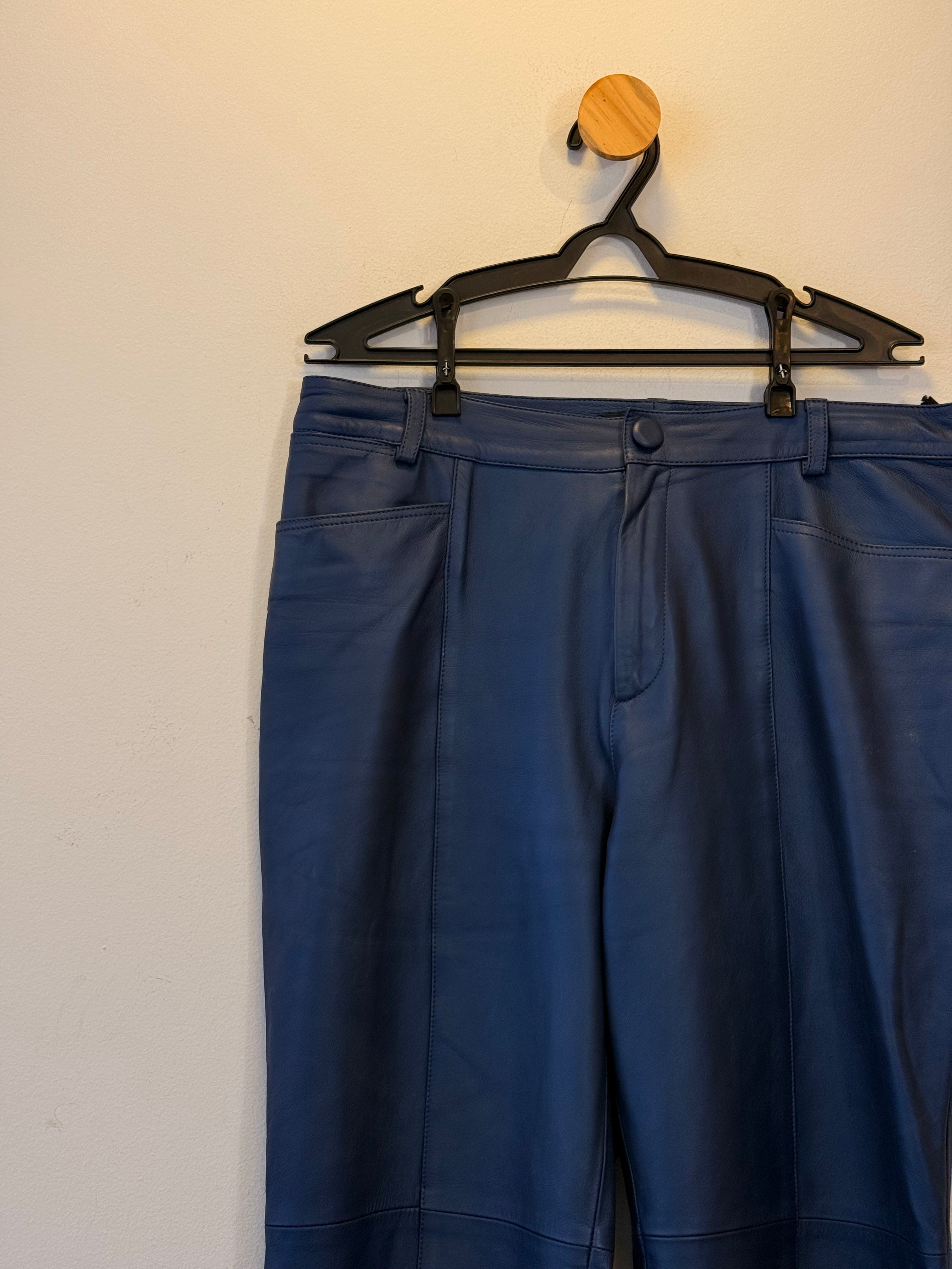 Calça Couro Azul Marinho Verosenso