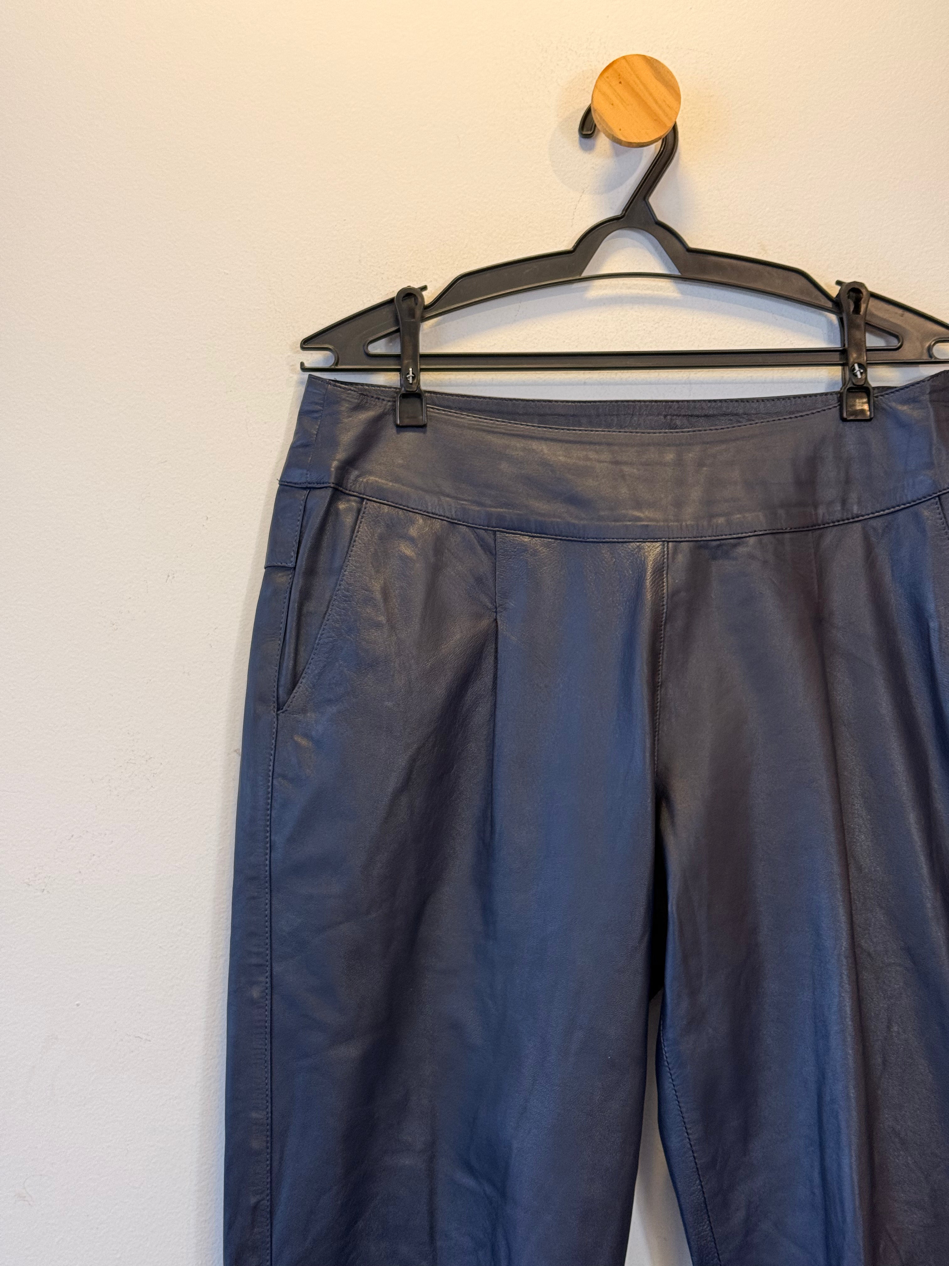 Calça de Couro Cris Capoani