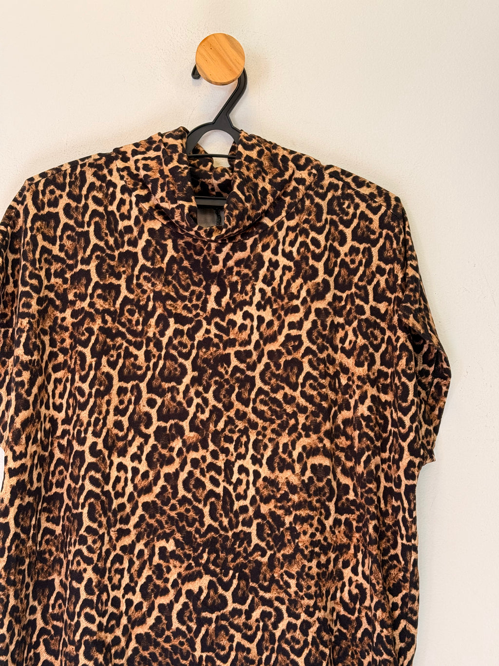Blusa Animal Print Shoulder