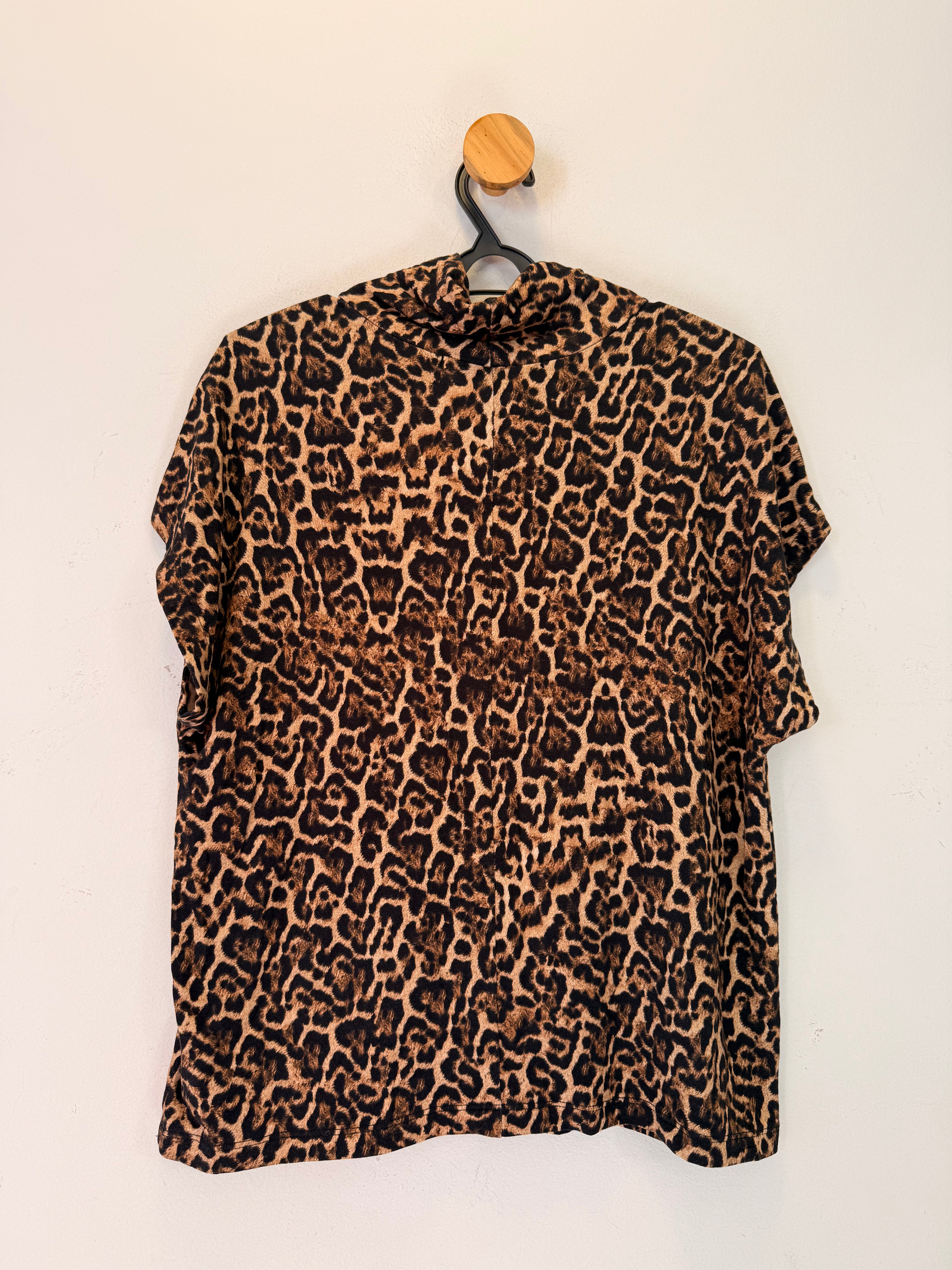 Blusa Animal Print Shoulder