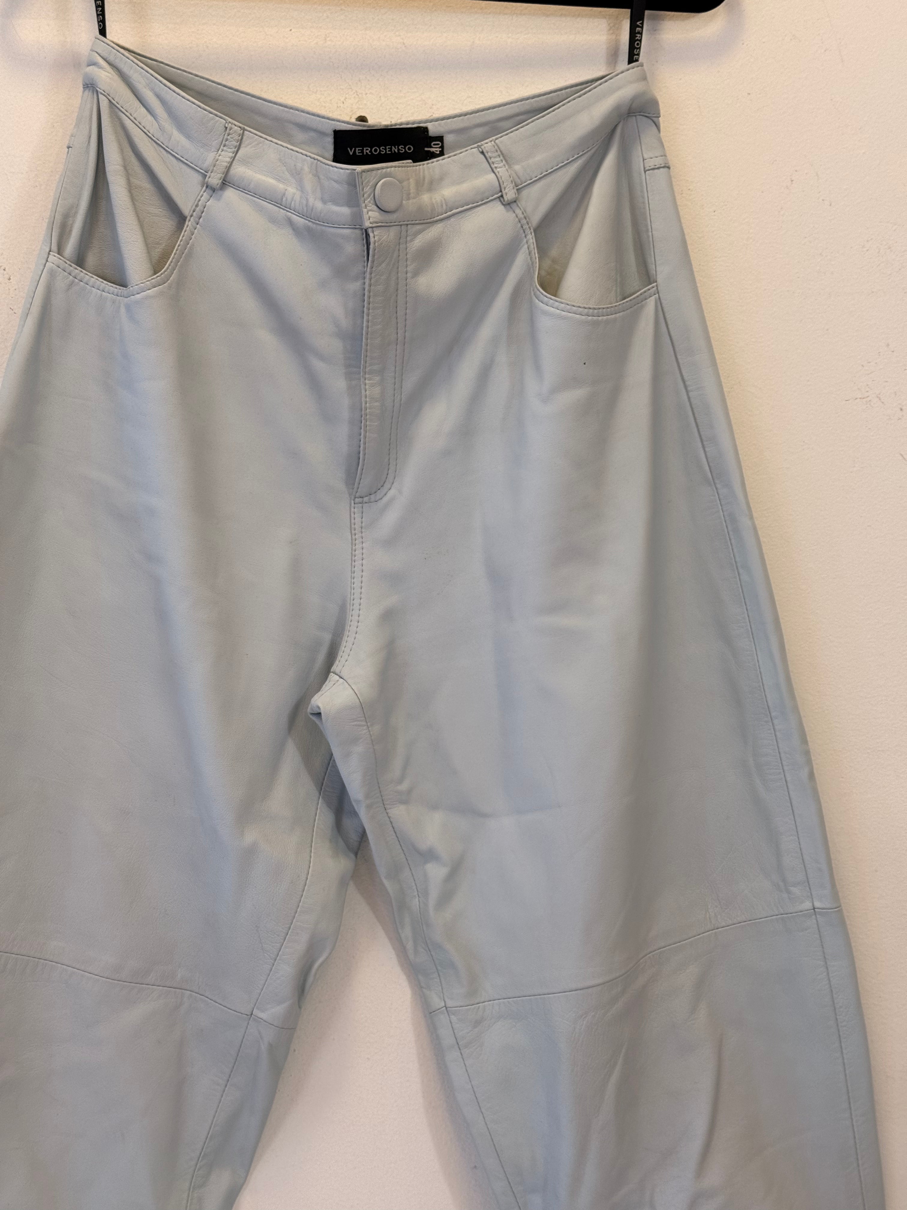Calça de Couro Verosenso