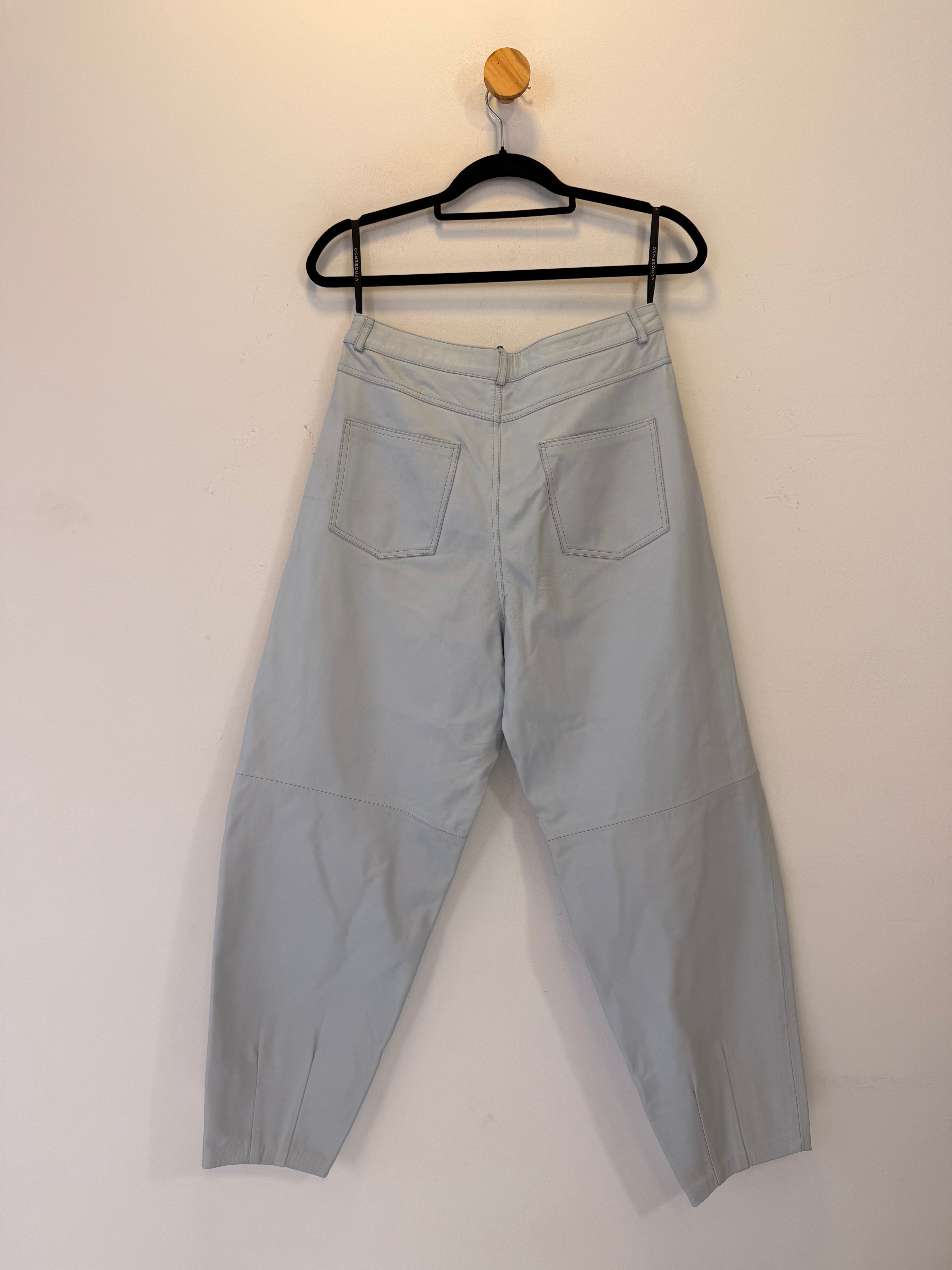 Calça de Couro Verosenso
