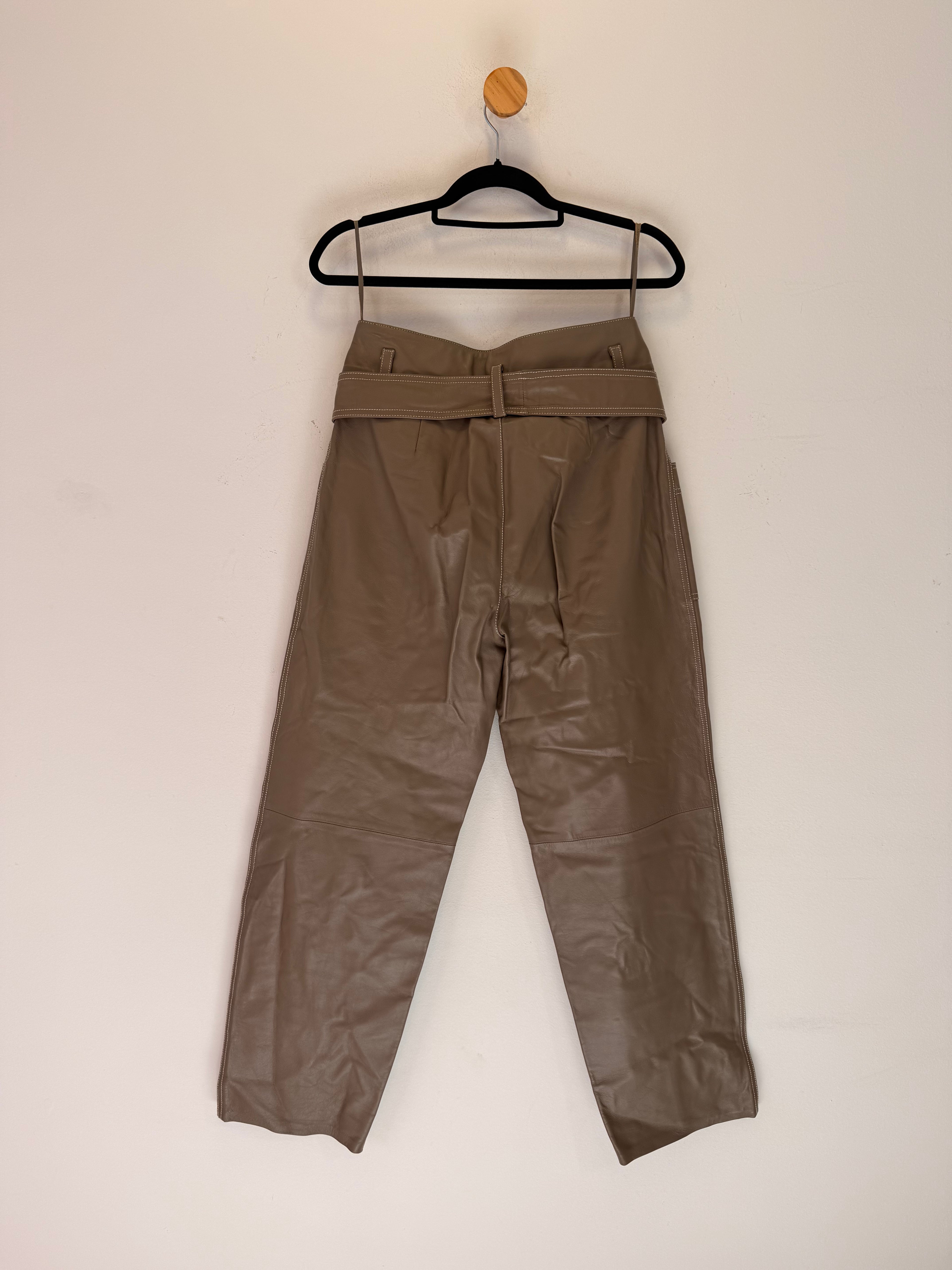 Calça de Couro Marrom St. Trois