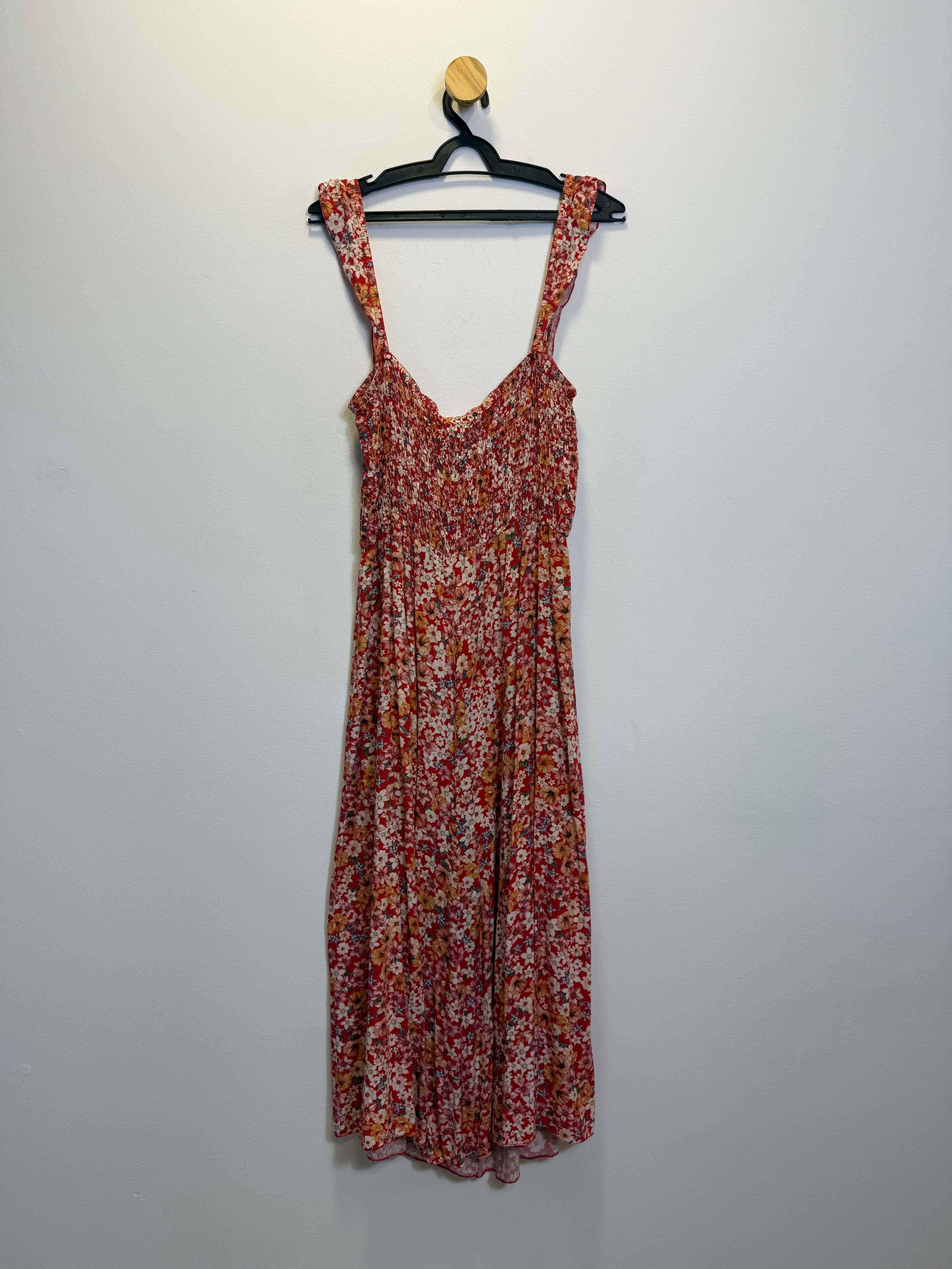 Vestido Midi Vermelho Floral