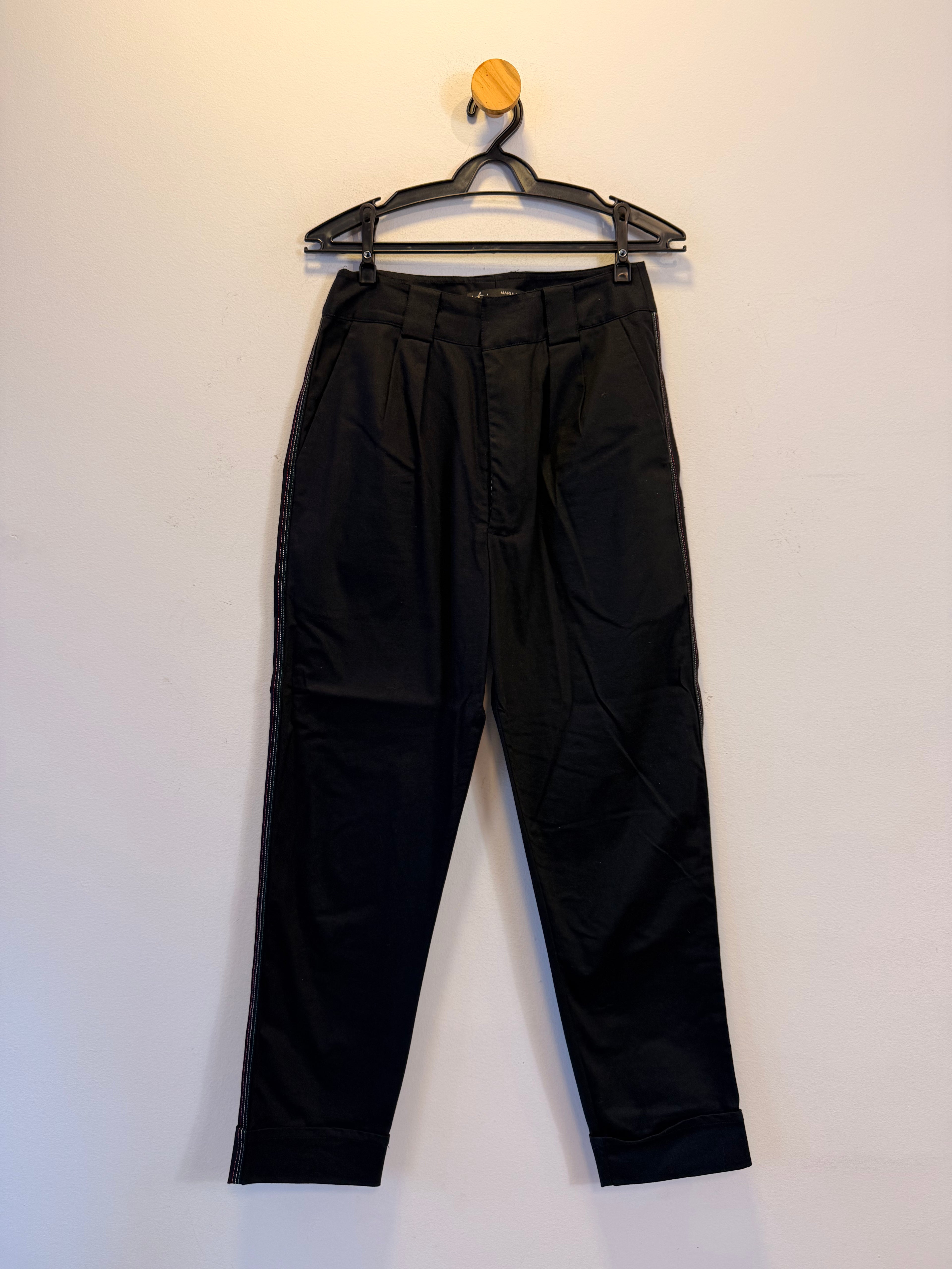 Calça Preta Maria Filó