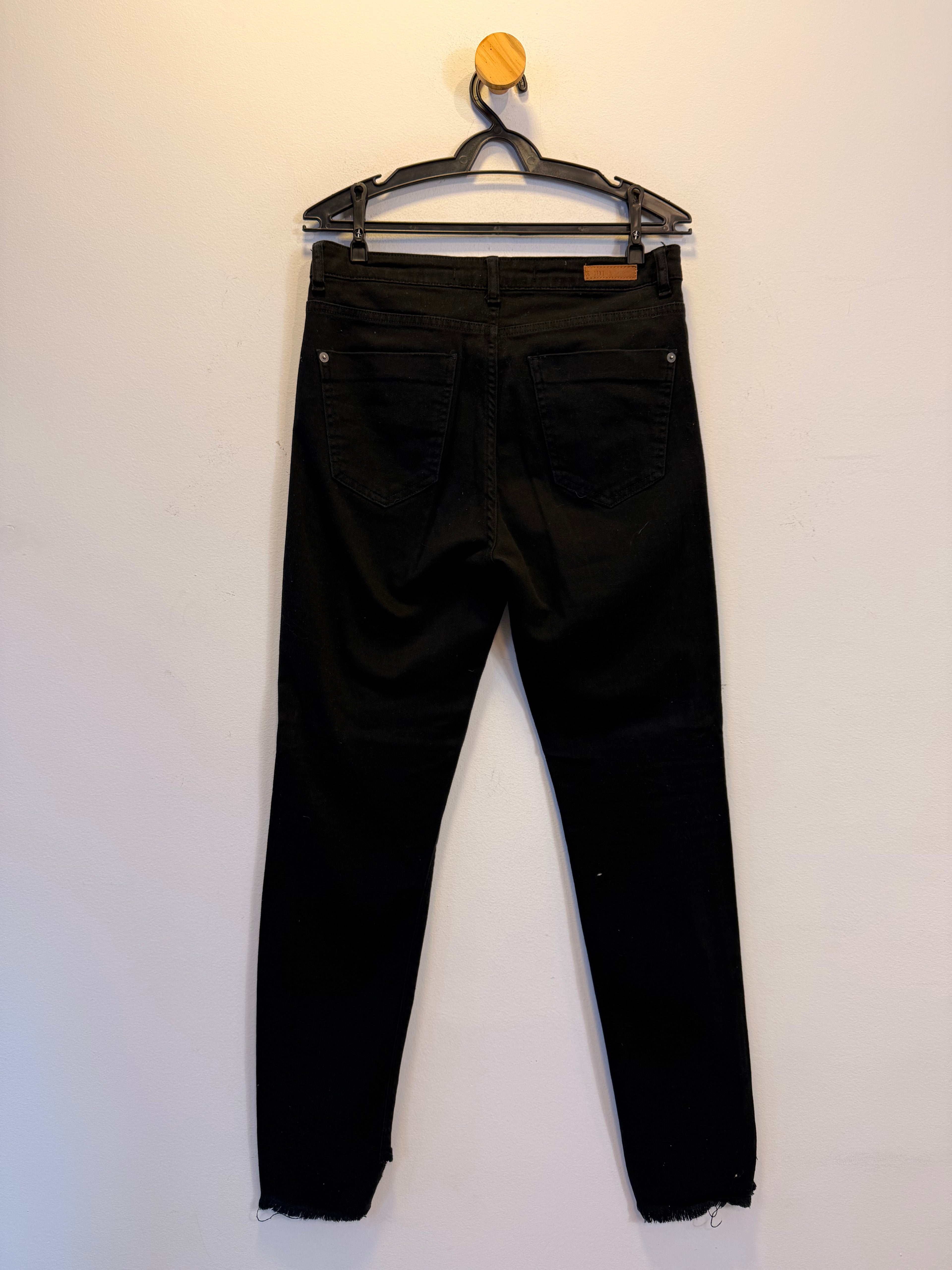 Calça Jeans Preta