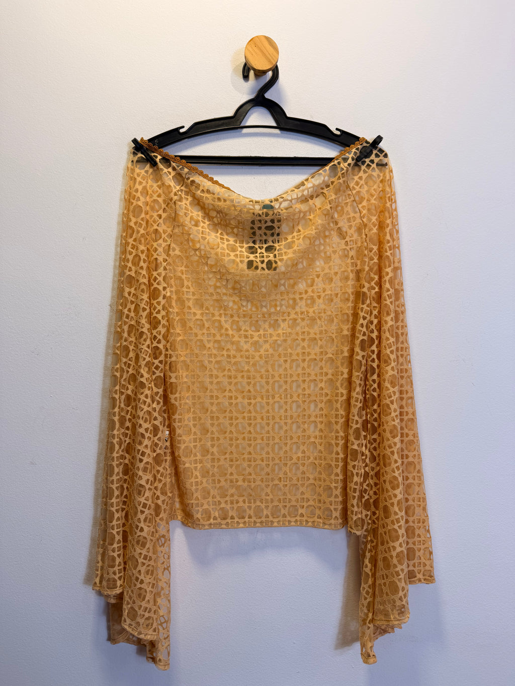 Blusa com transparência Farm