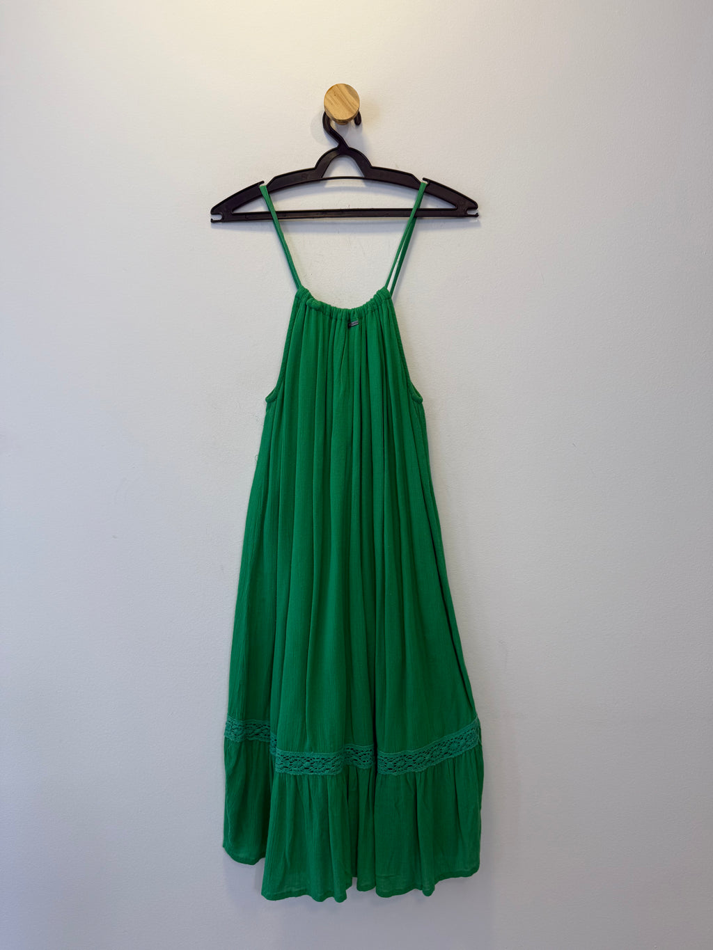 Vestido Fluido Verde Bordado