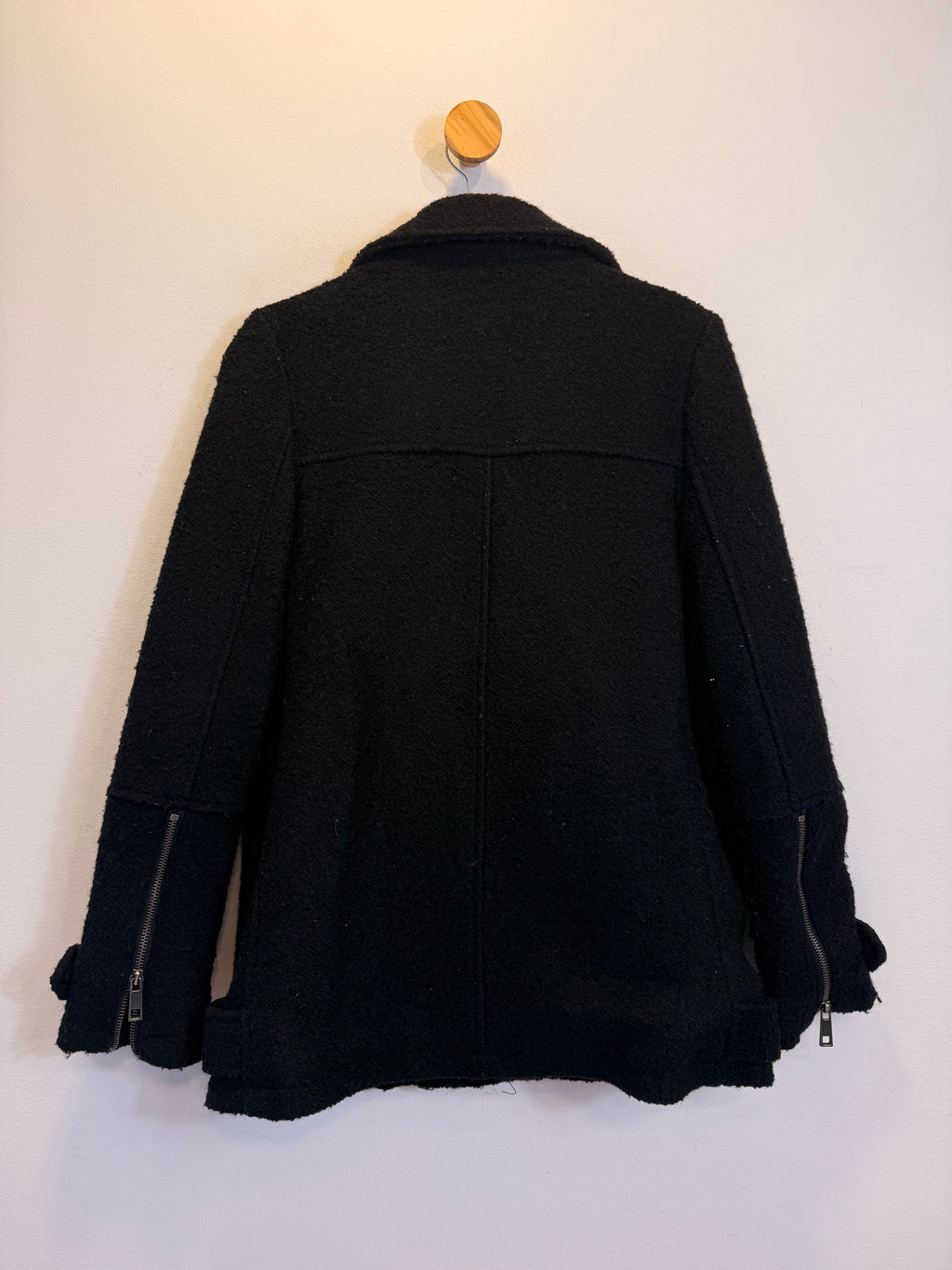Casaco Preto Shoulder