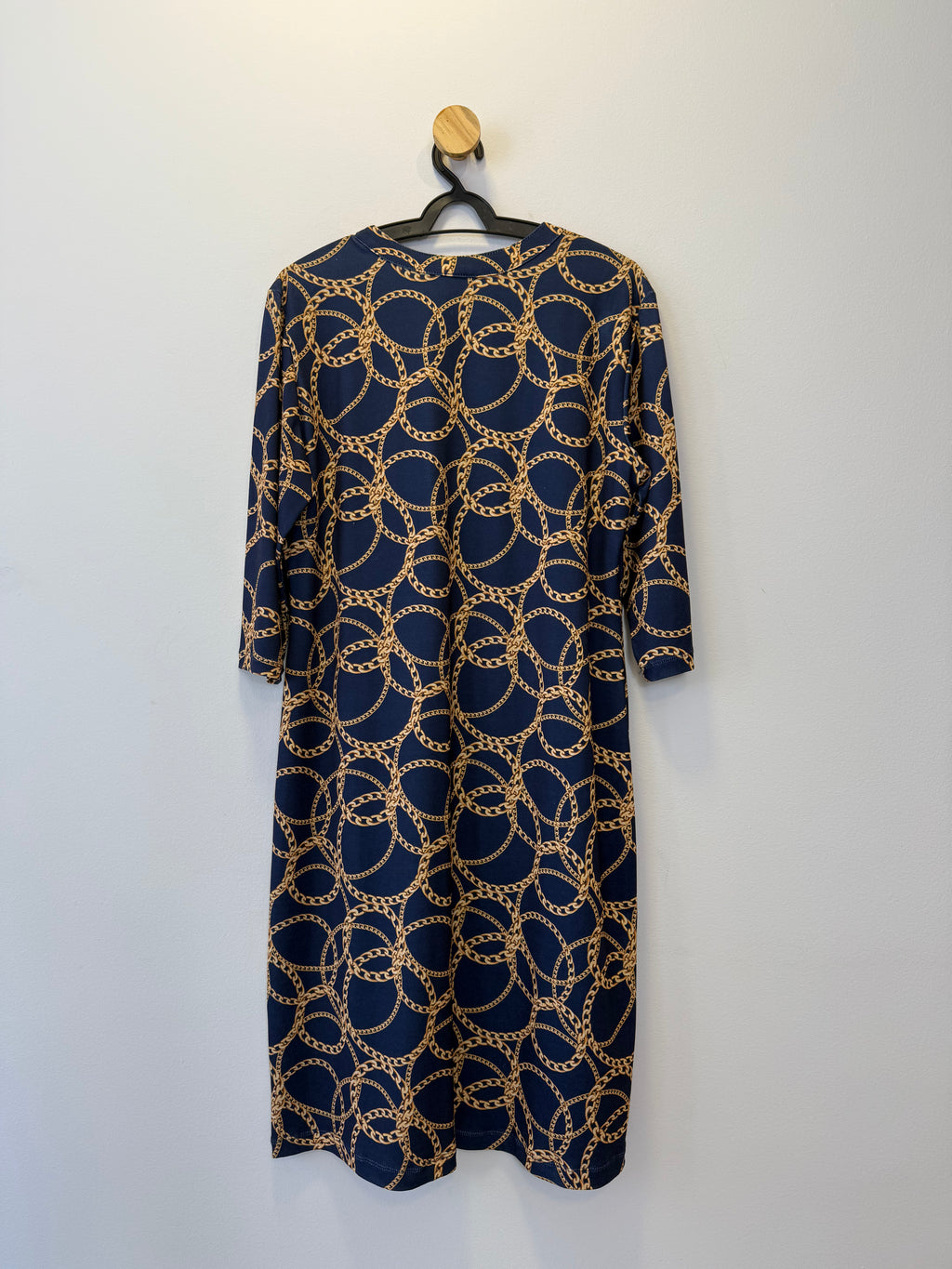 Vestido Estampa Aros Dourados