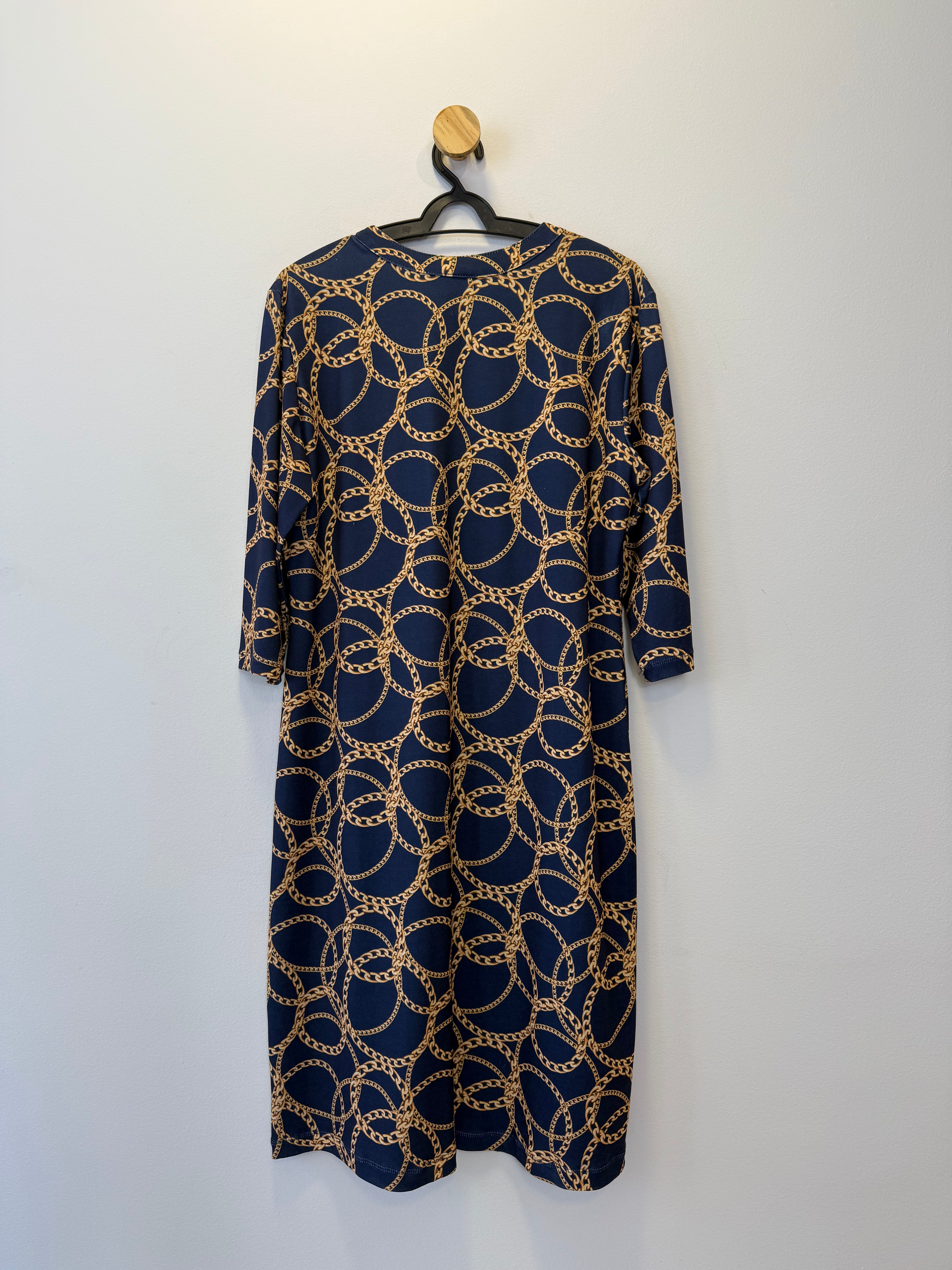 Vestido Estampa Aros Dourados