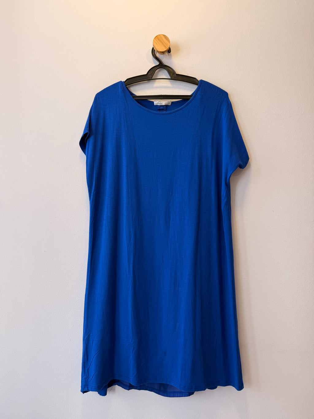 Vestido Curto Azul com Anágua