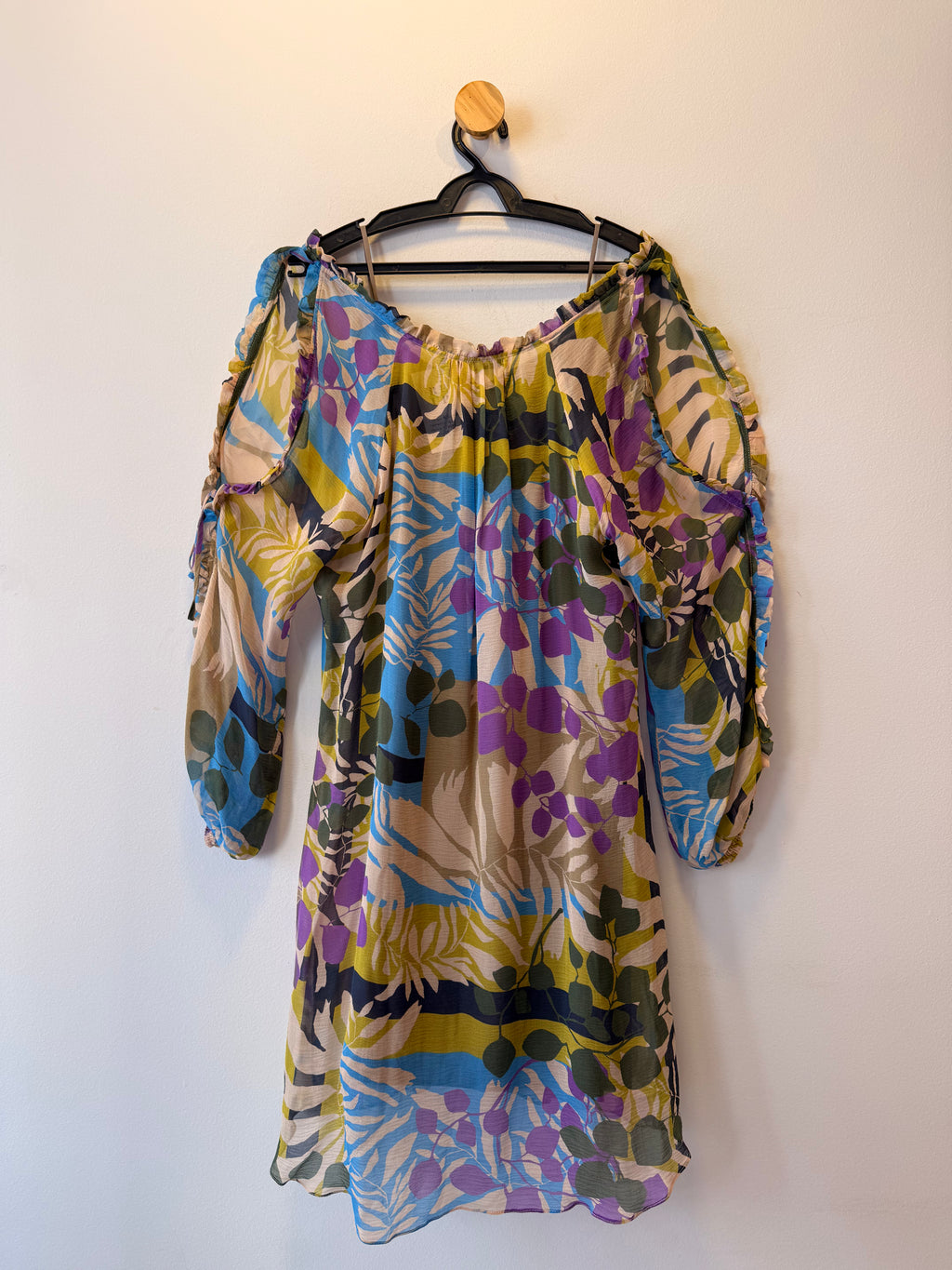 Vestido Curto com Estampa Floral
