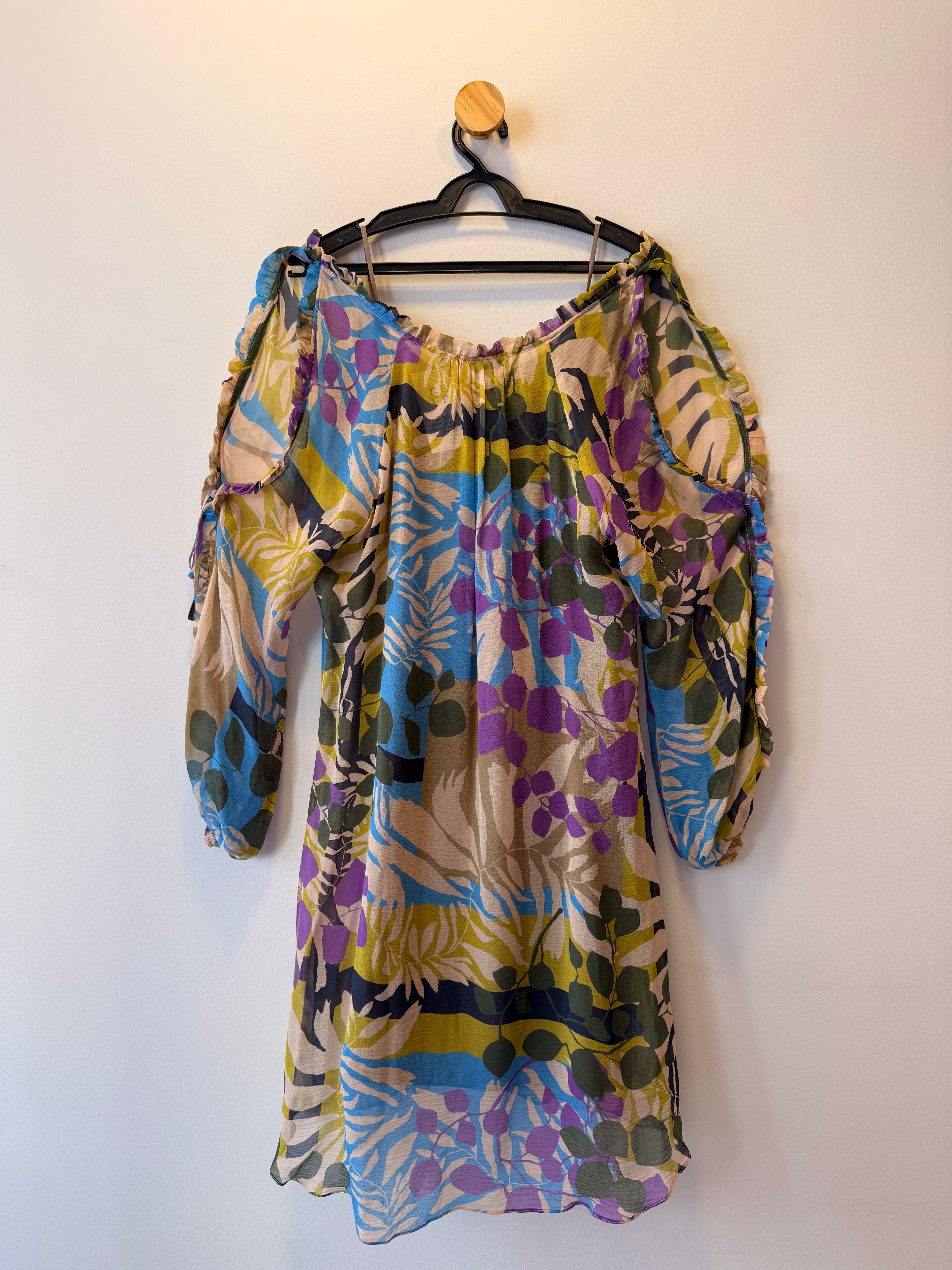 Vestido Curto com Estampa Floral
