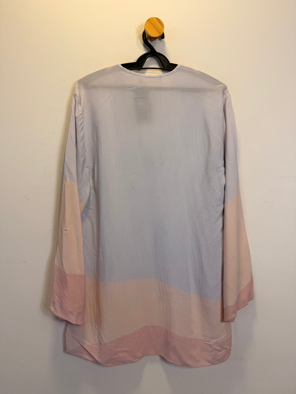 Blusa Bicolor com Decote V Cris Barros