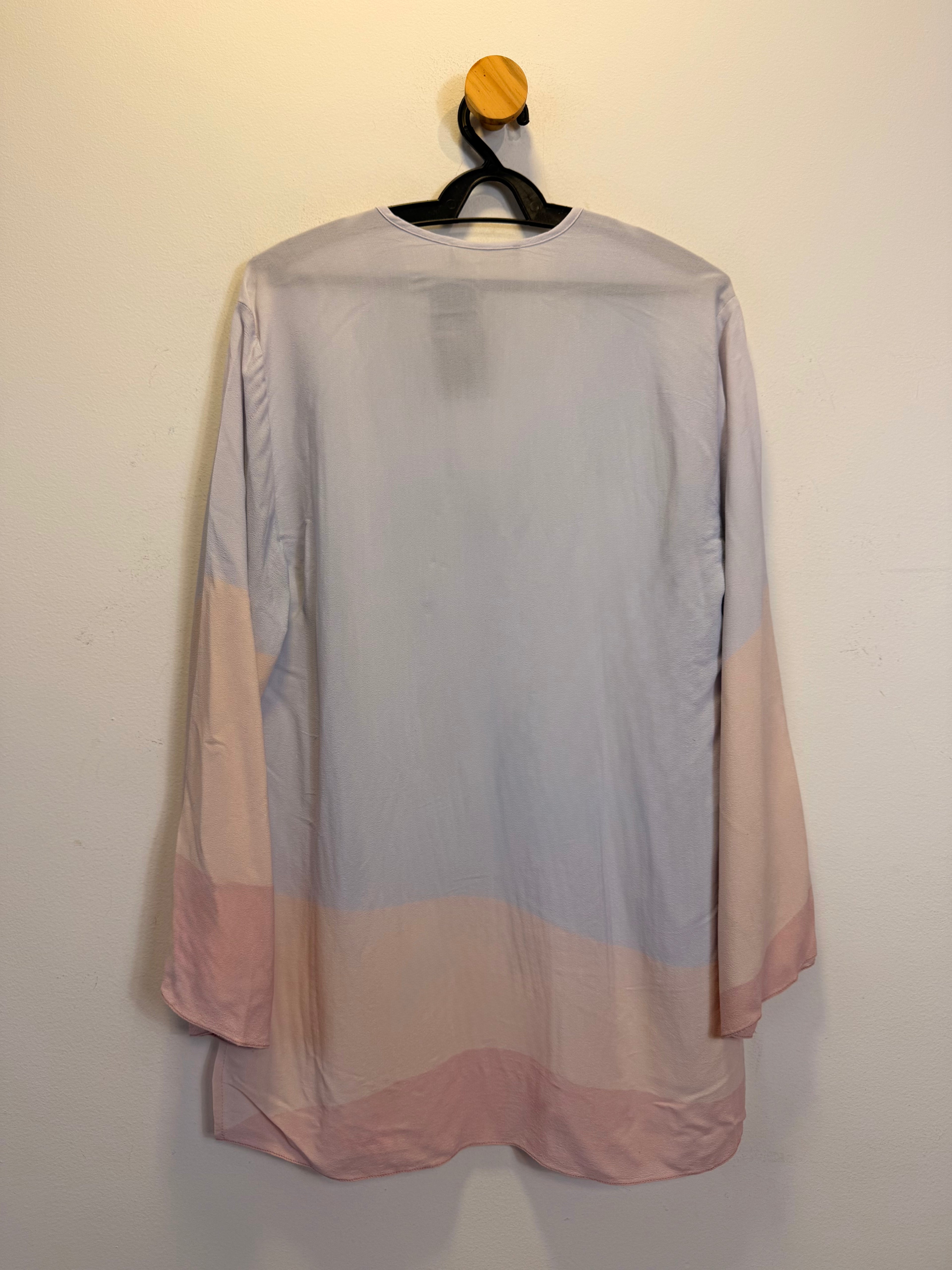 Blusa Bicolor com Decote V Cris Barros