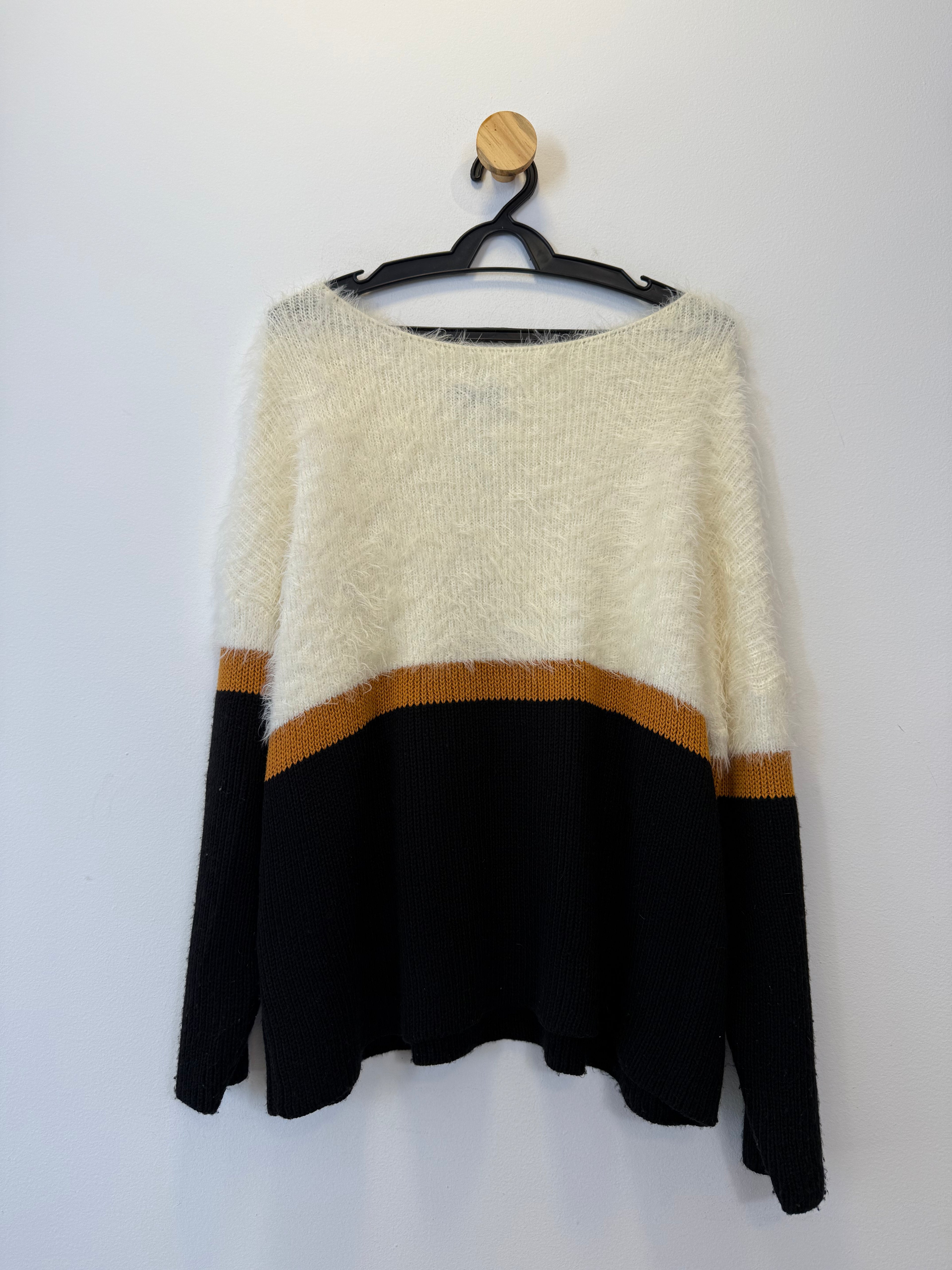 Suéter em Tricot Tricolor