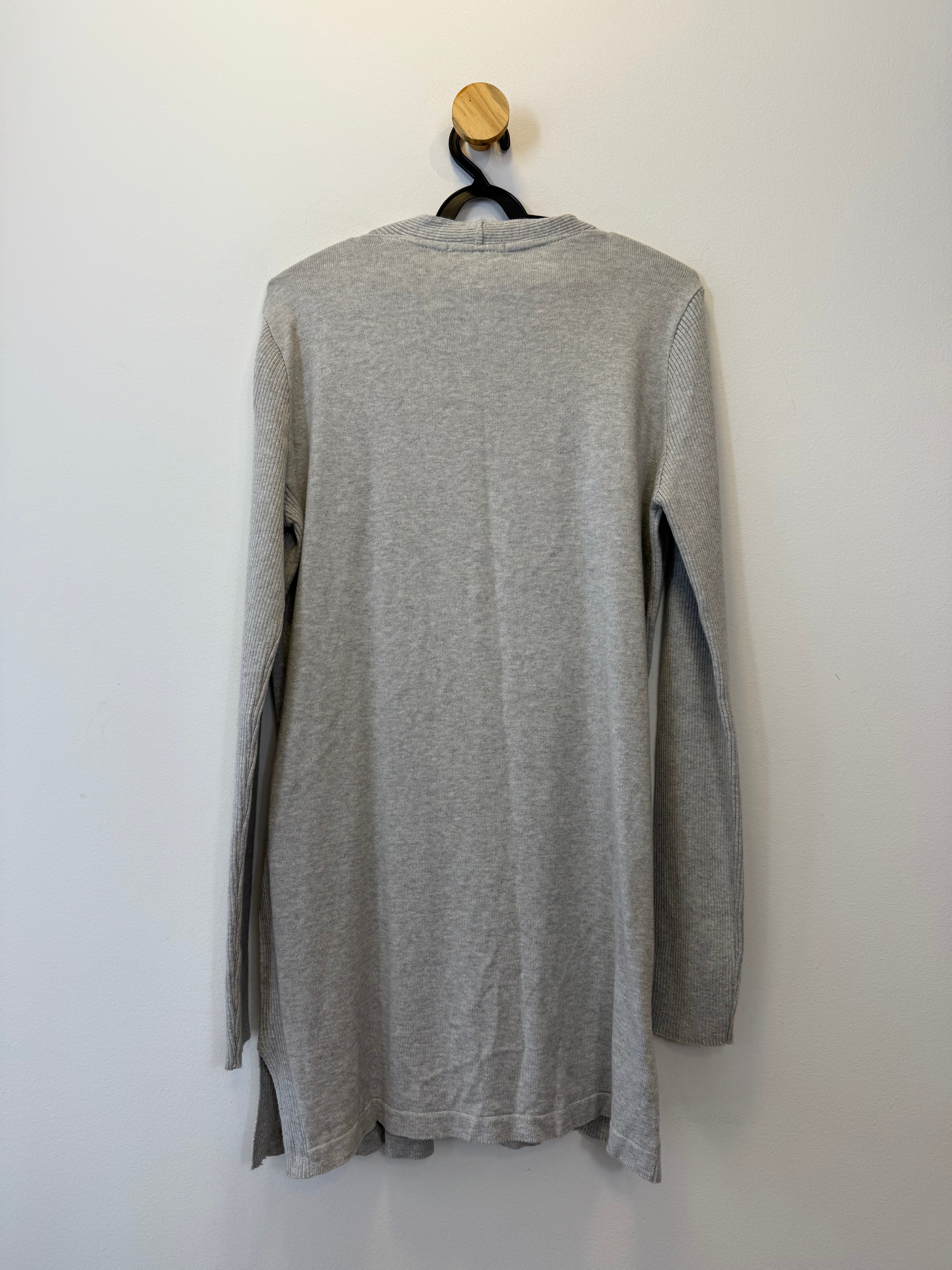 Cardigan Tricot Cinza Alongado