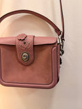 Blusa Rosa Coach
