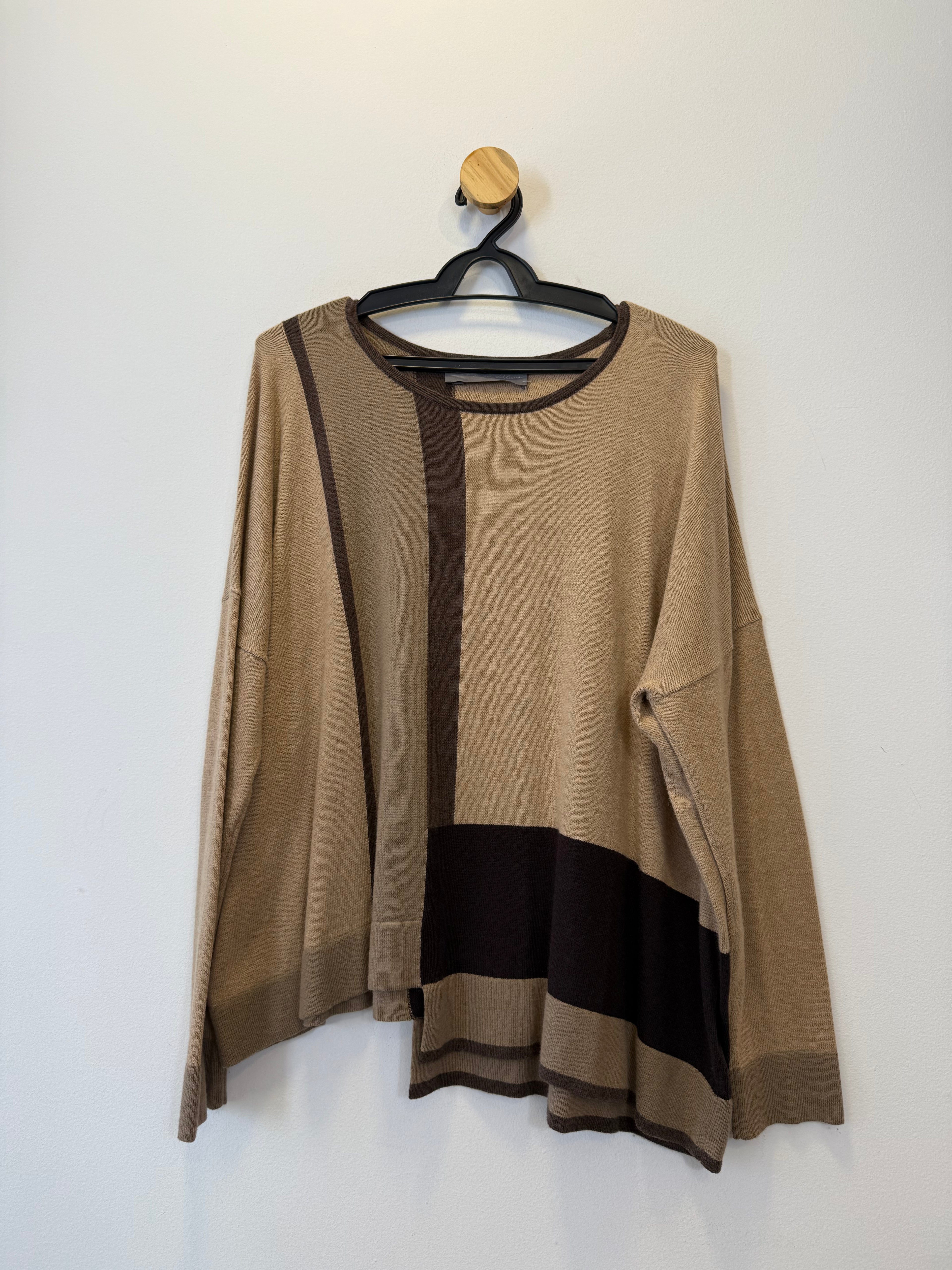 Blusa Tricot Cashmere Assimétrica