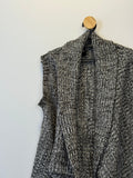 Colete em Tricot Preto e Branco