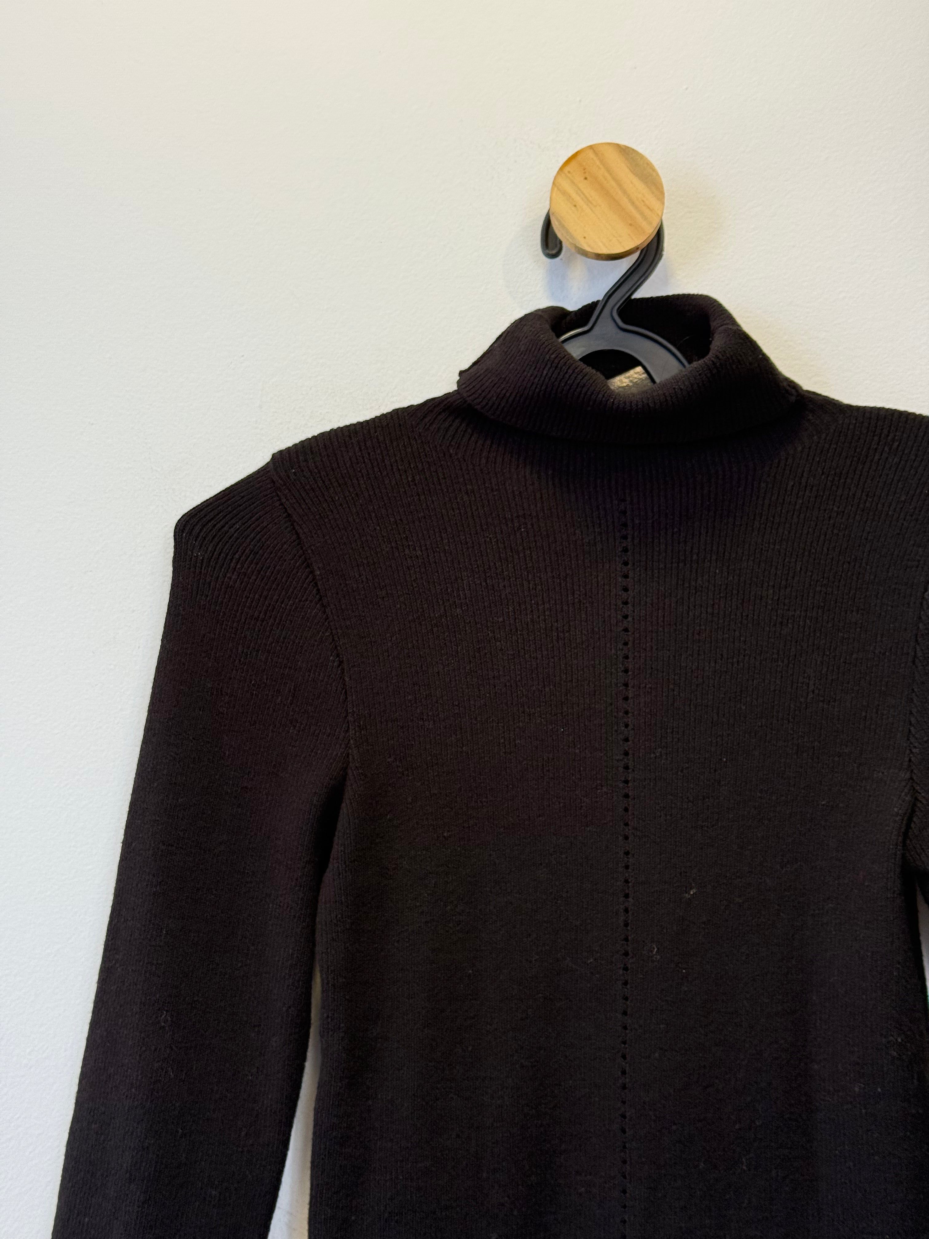 Blusa Trico Preta Gola Alta