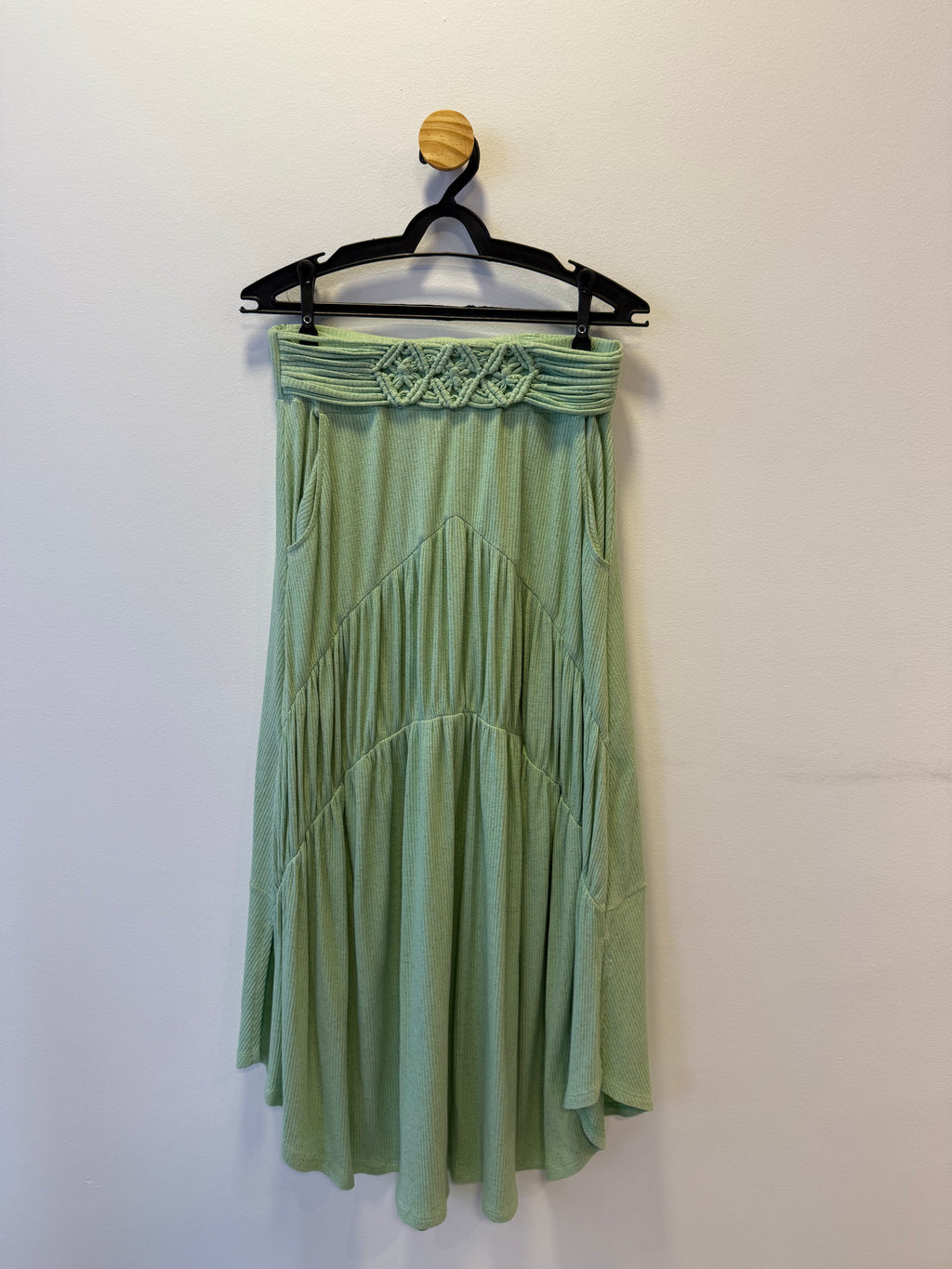 Saia Fluida Verde Cinto Macramé