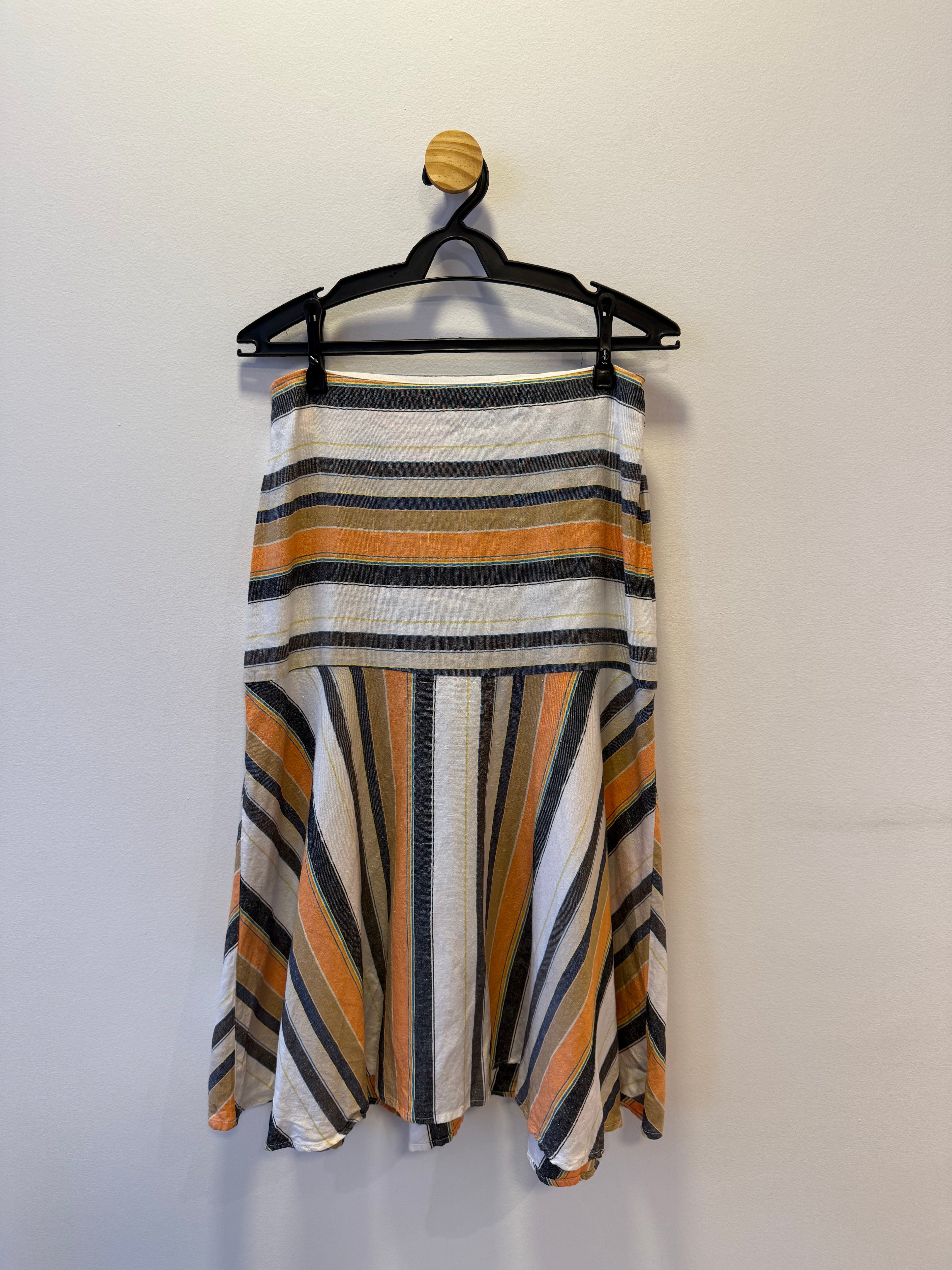 Saia Midi em Linho Listrada