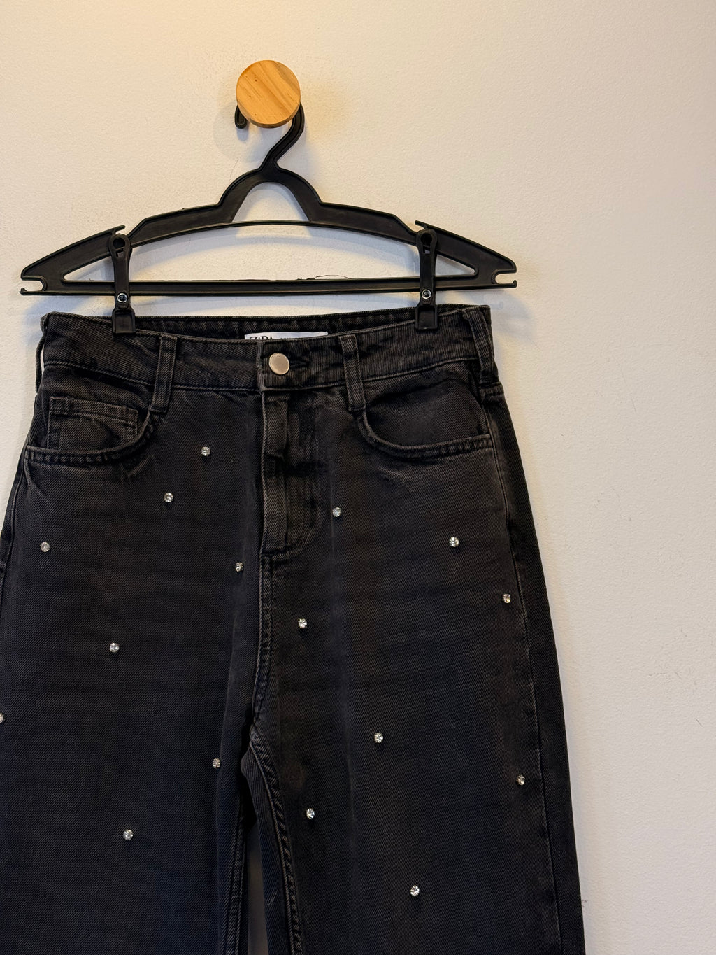 Calça Jeans Zara com strass