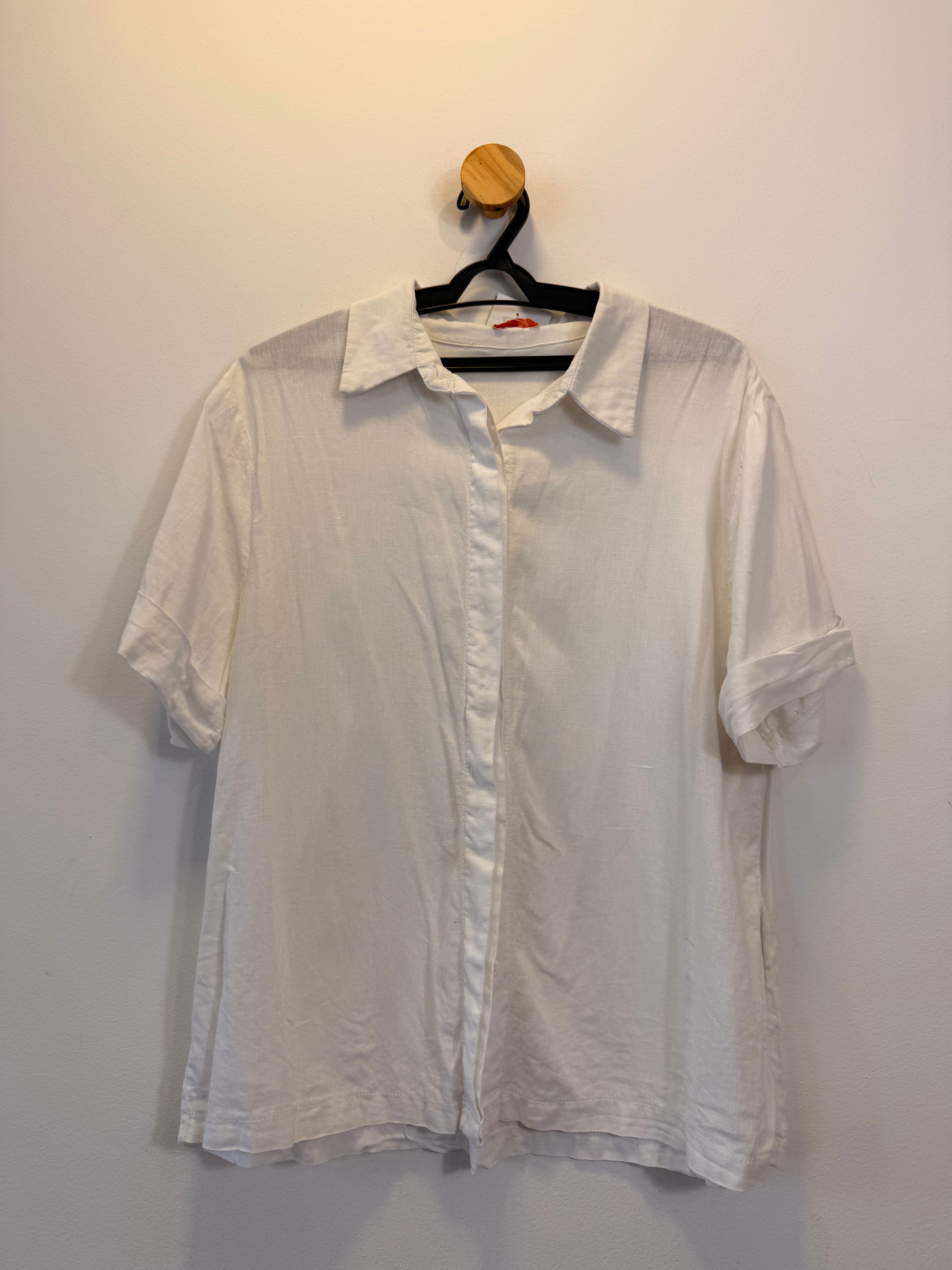 Camisa Branca de Linho Manga Curta