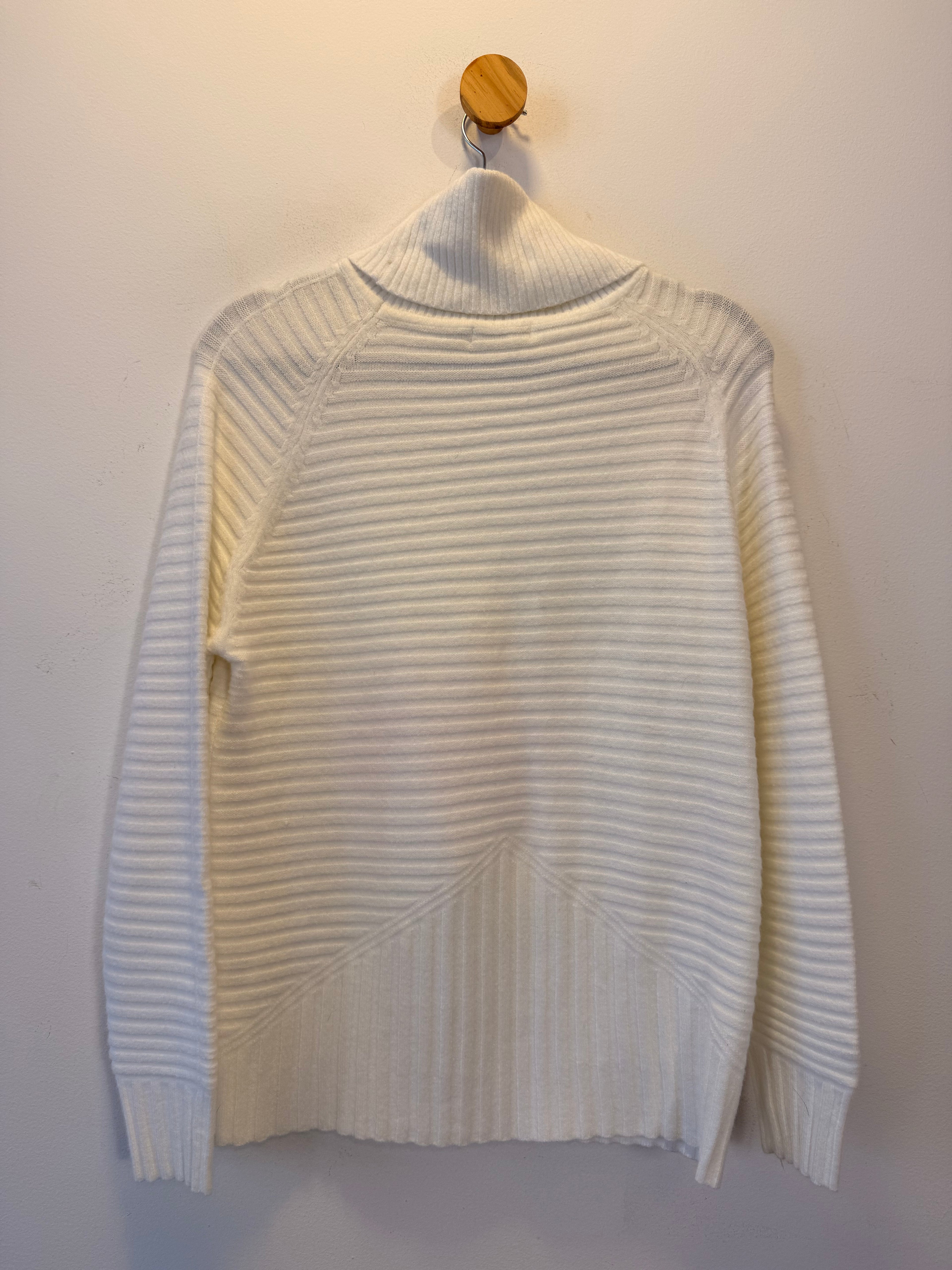 Tricot Branco Facinelli