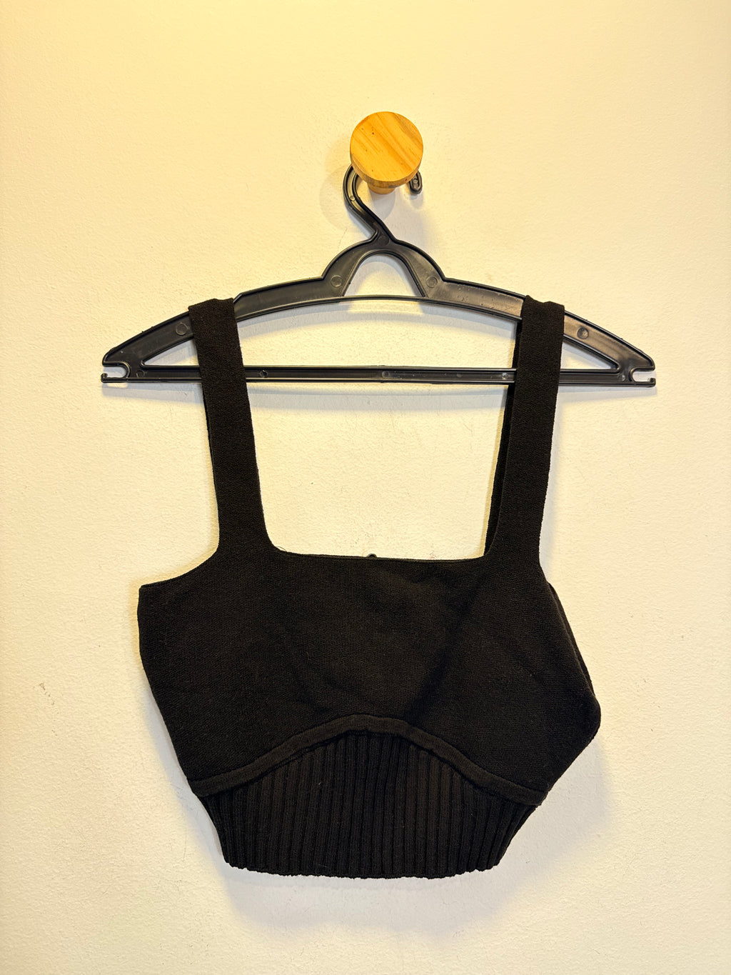 Cropped em Malha Preto