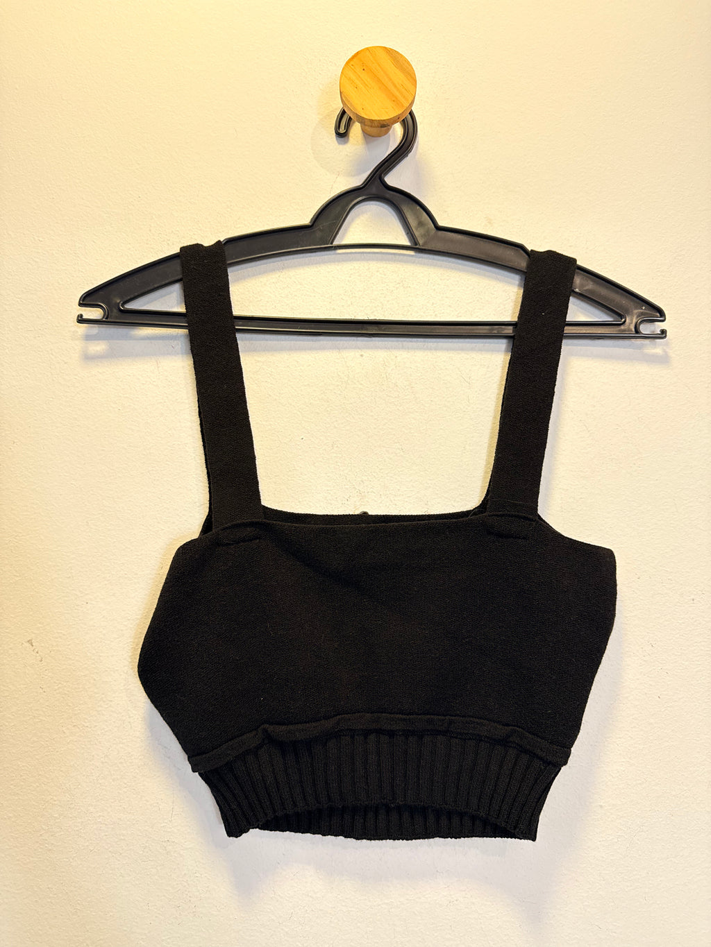 Cropped em Malha Preto