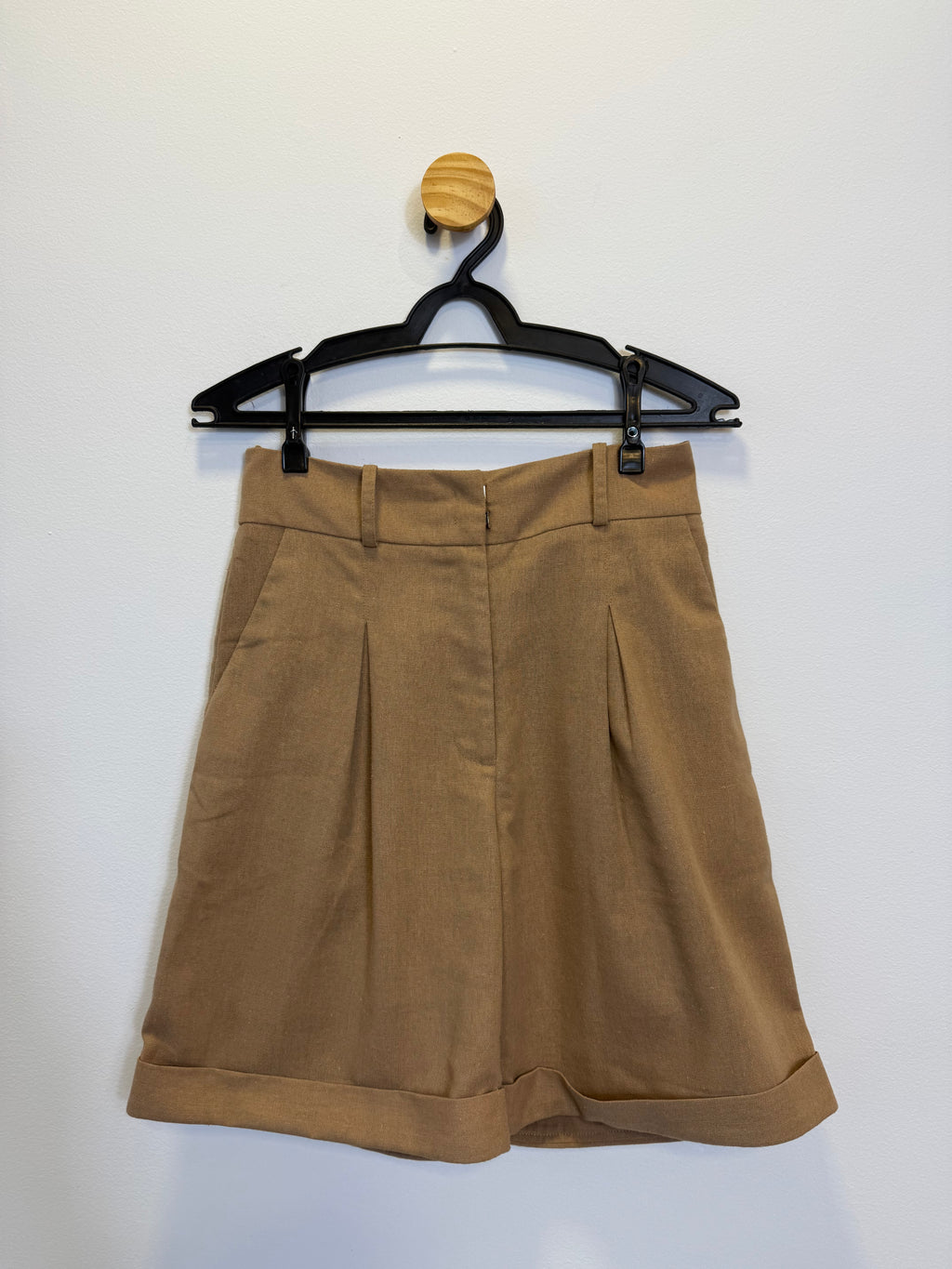 Short Alfaiataria Marrom
