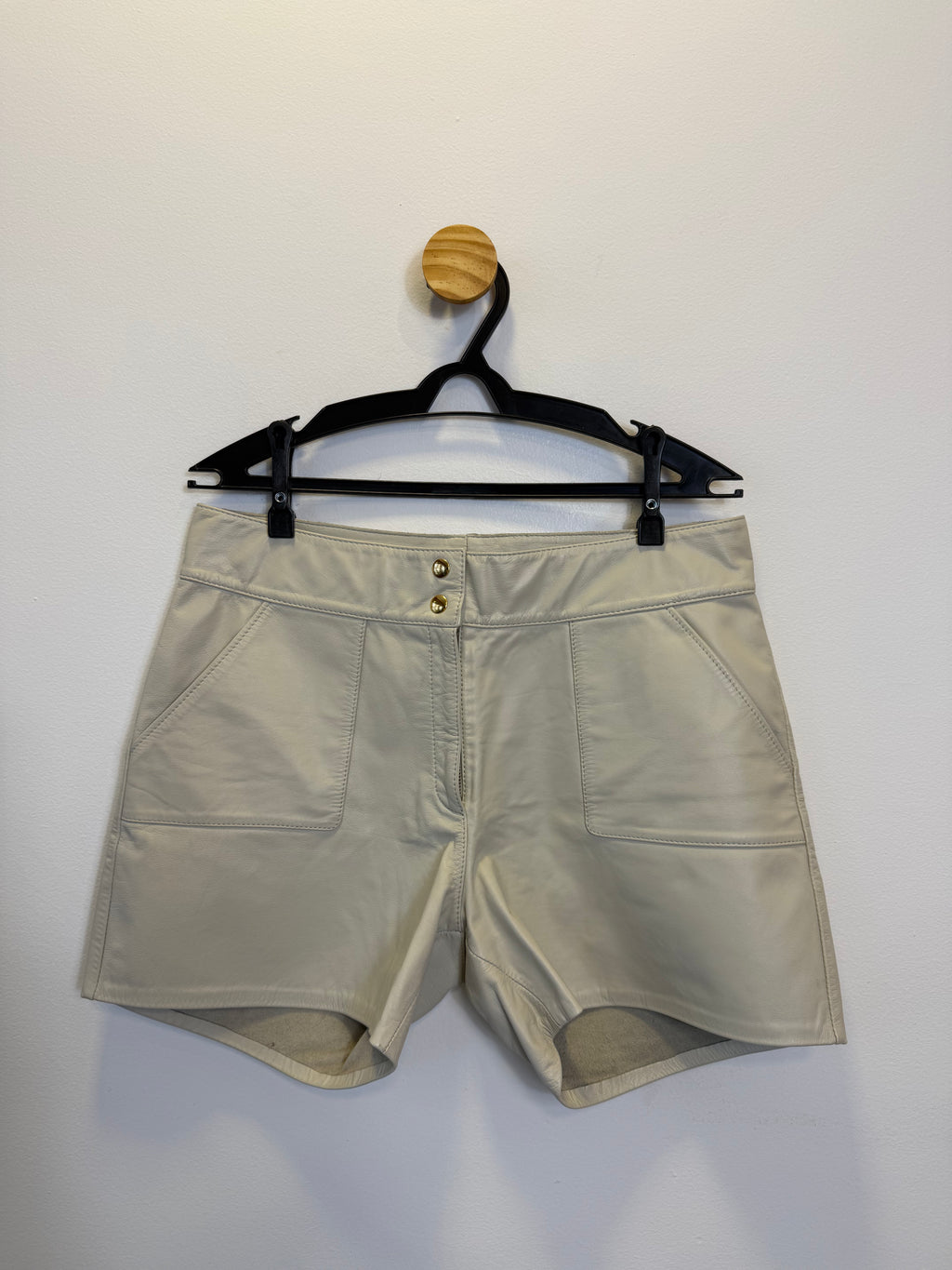 Short Couro Off White