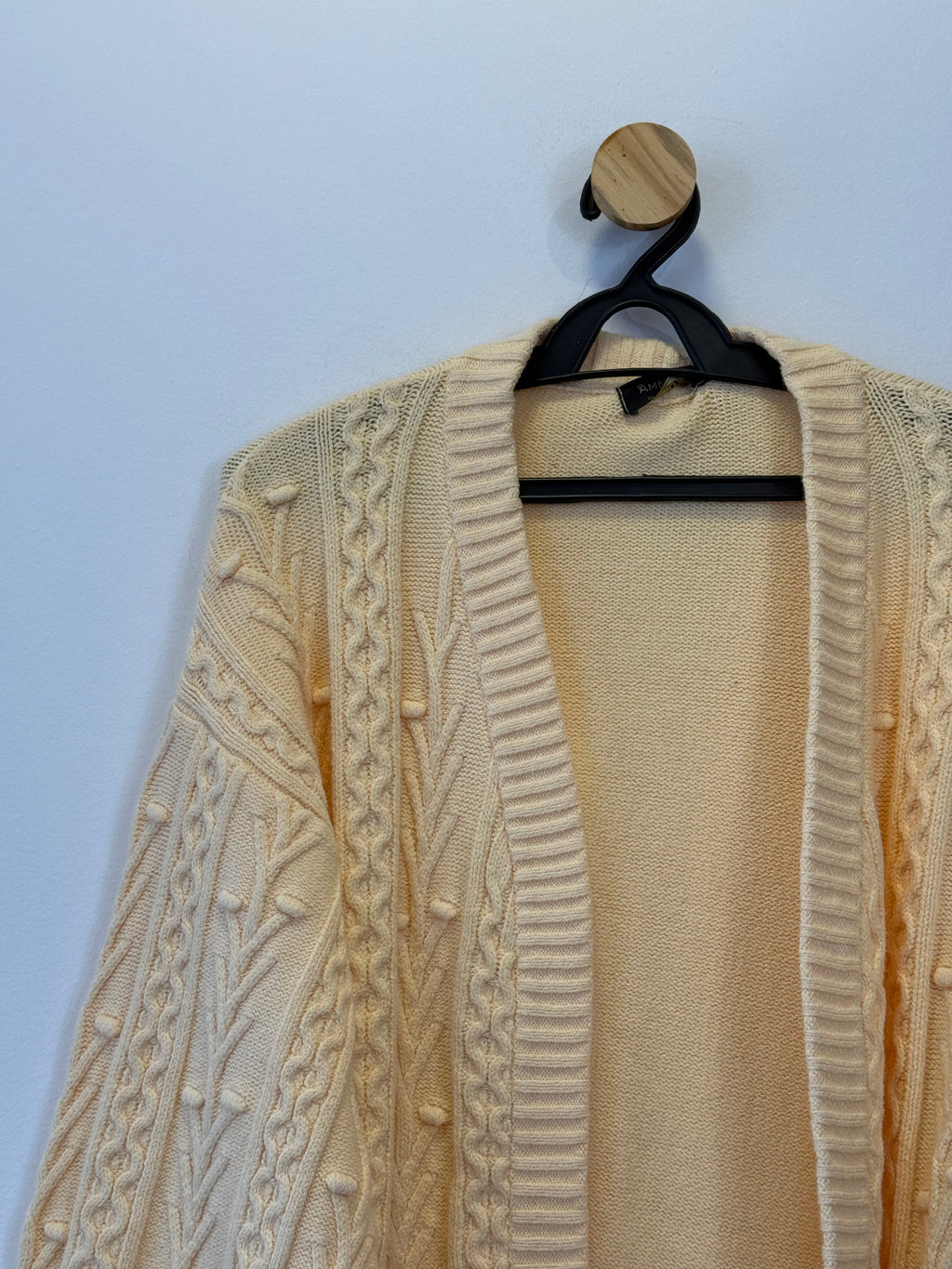 Cardigan Tricot Amarelo Pastel